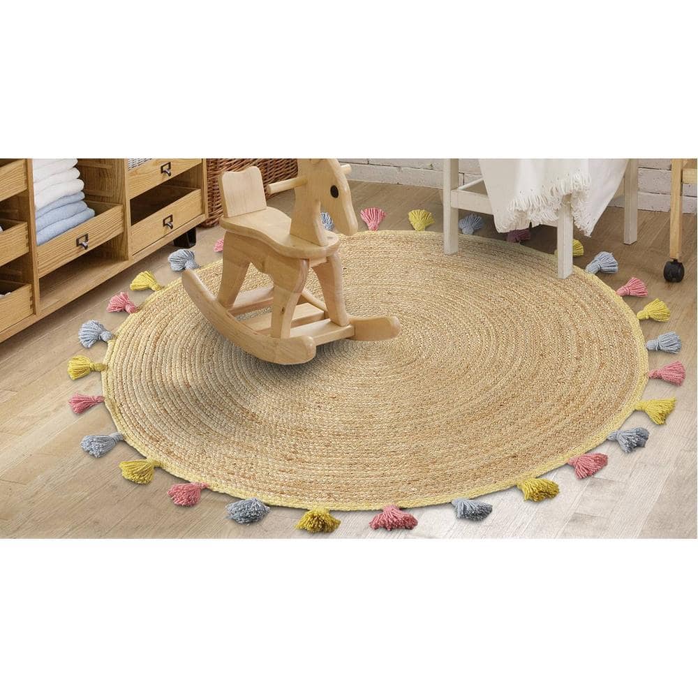 Jute rug pom