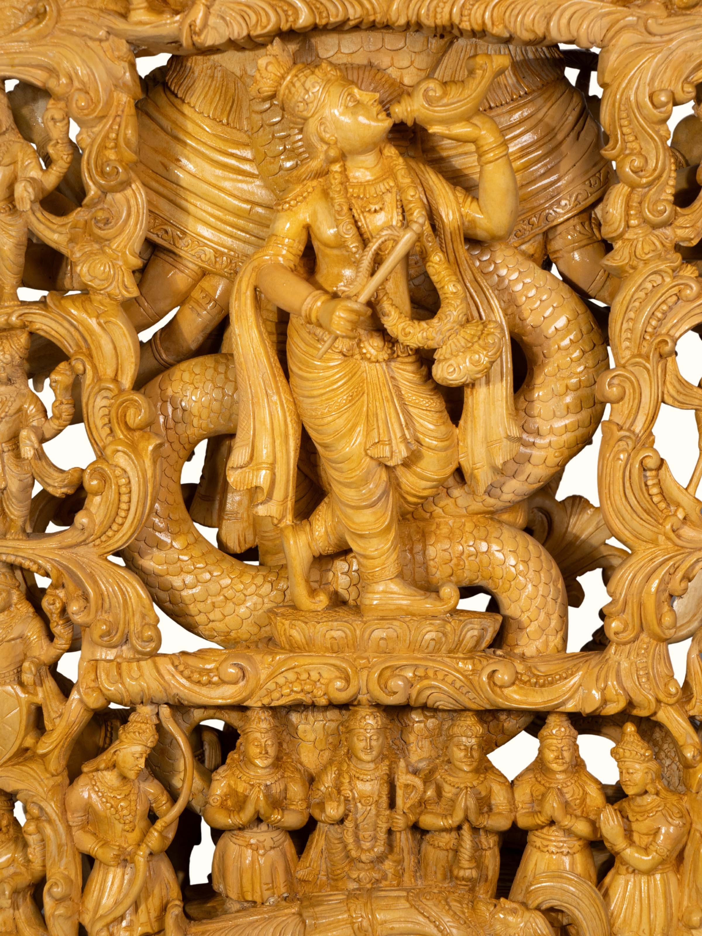 Detail view of the Wood Carved Vishwaroopam Idol