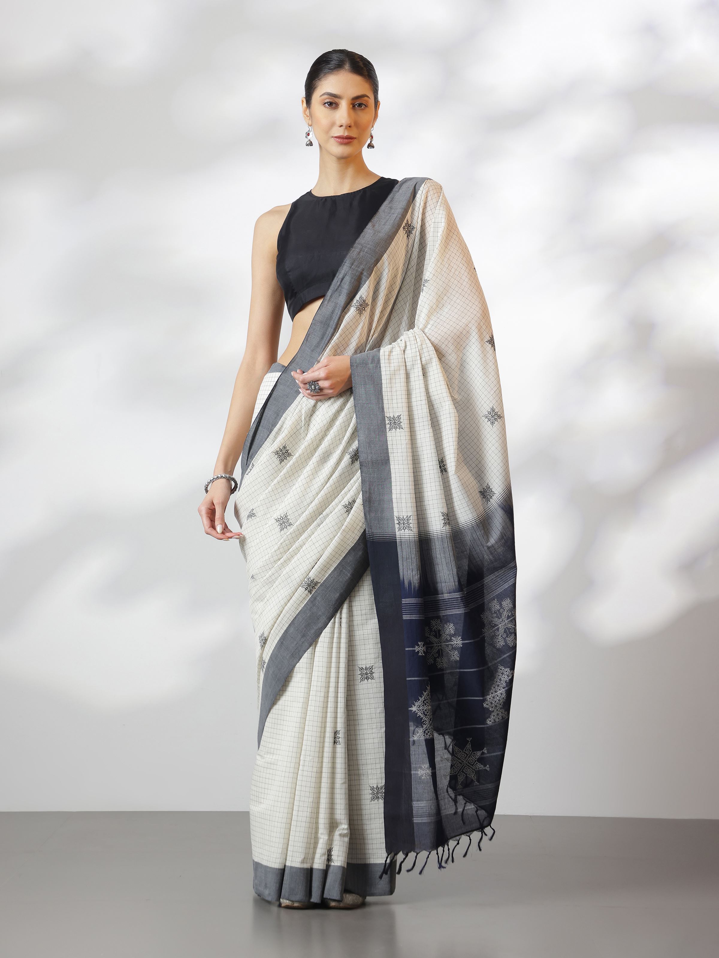 Off-white Cotton Kasuti Embroidered Saree