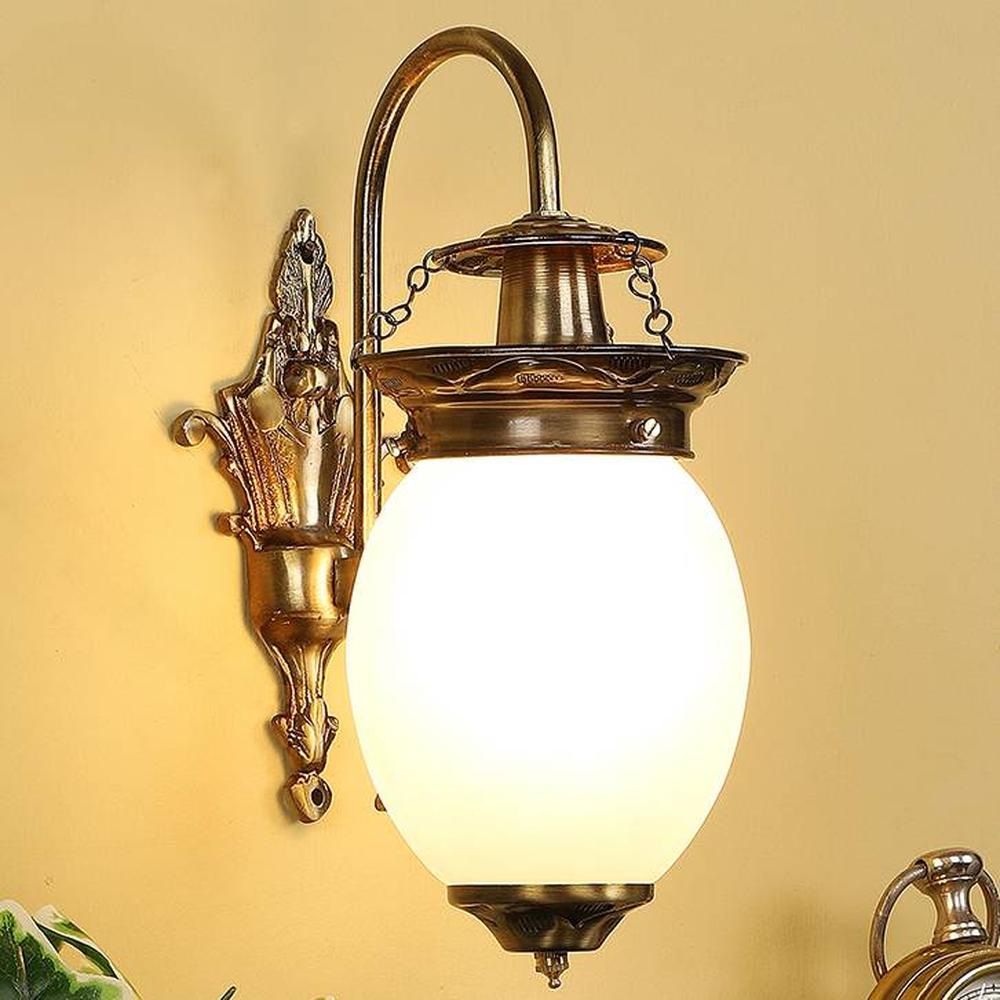 Holly Milky Glass Wall Mounted Lamp (Oval )