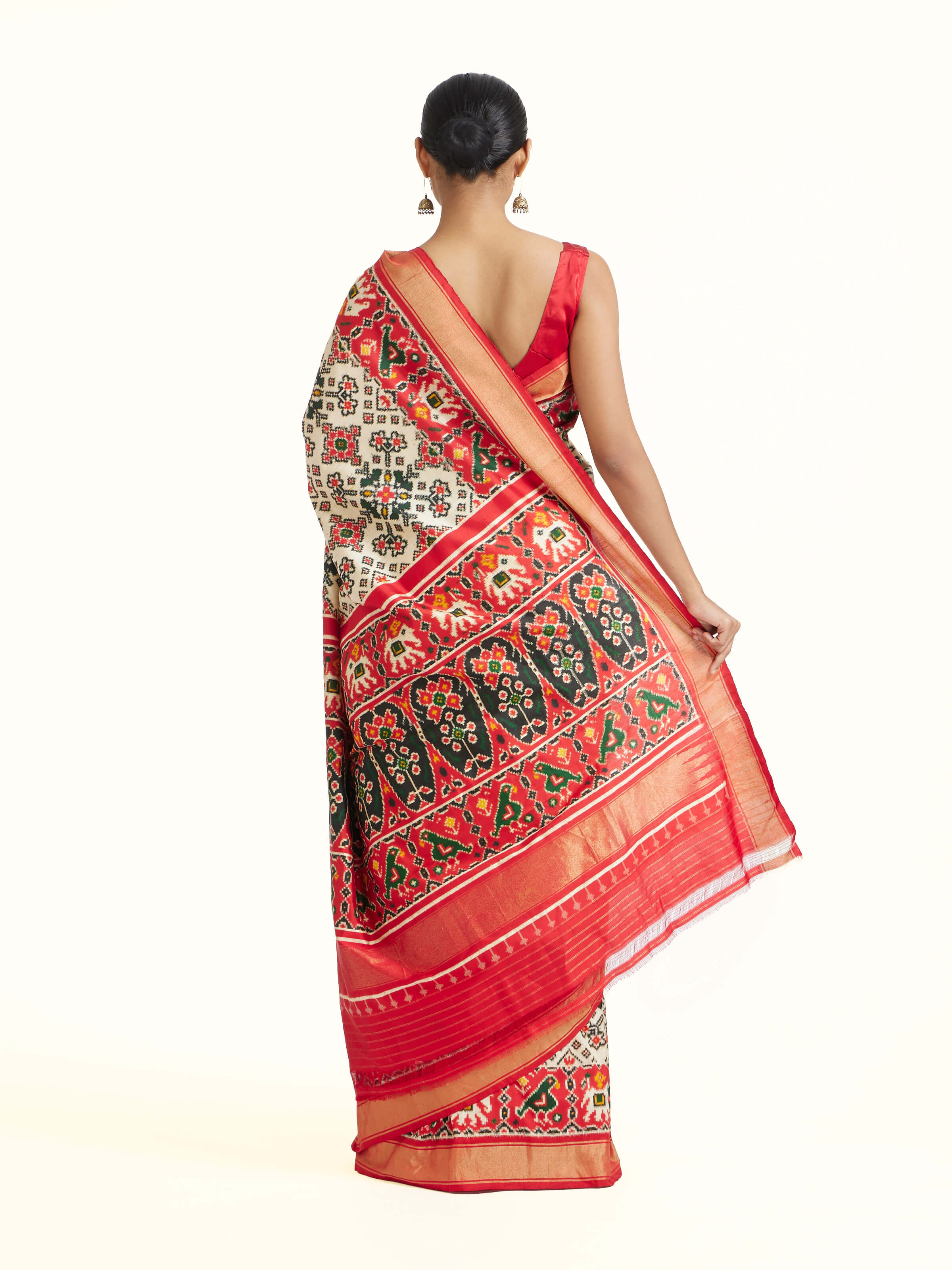 Off‑White Double Ikat Silk Saree