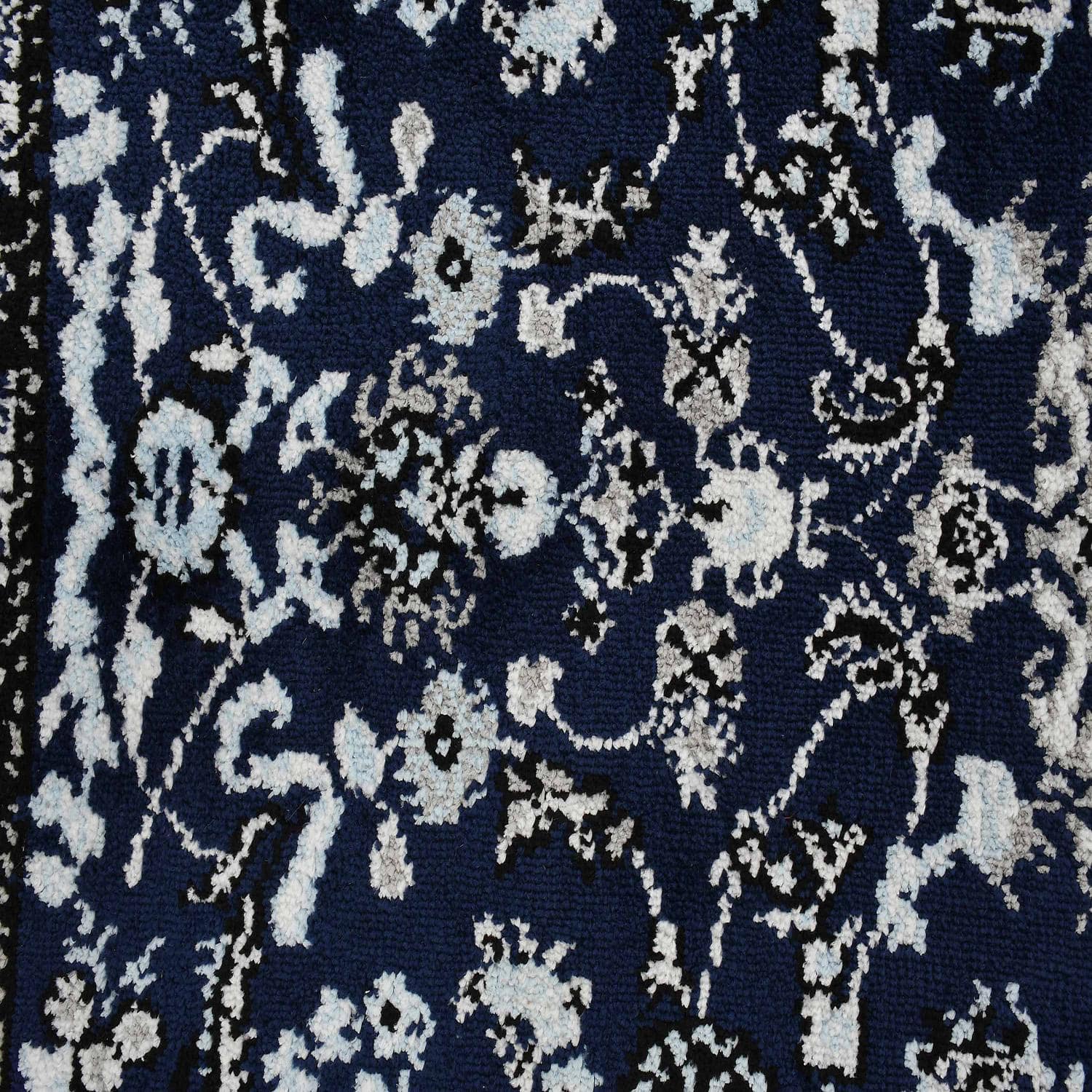 Multicolor Traditional Machine Made Polyester 5 X 7 Feet Carpet