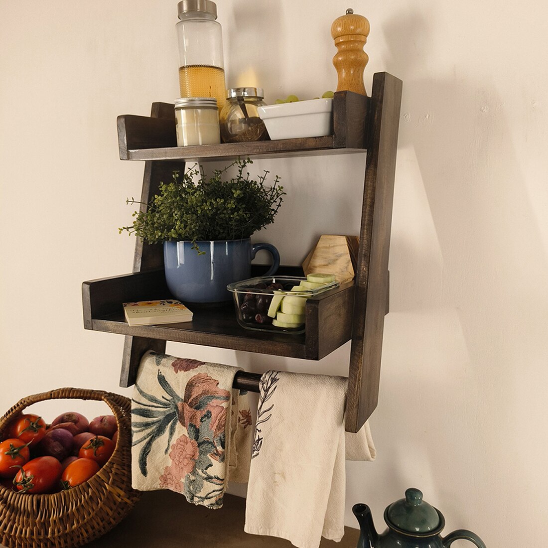Calista Wooden Shelf Ladder