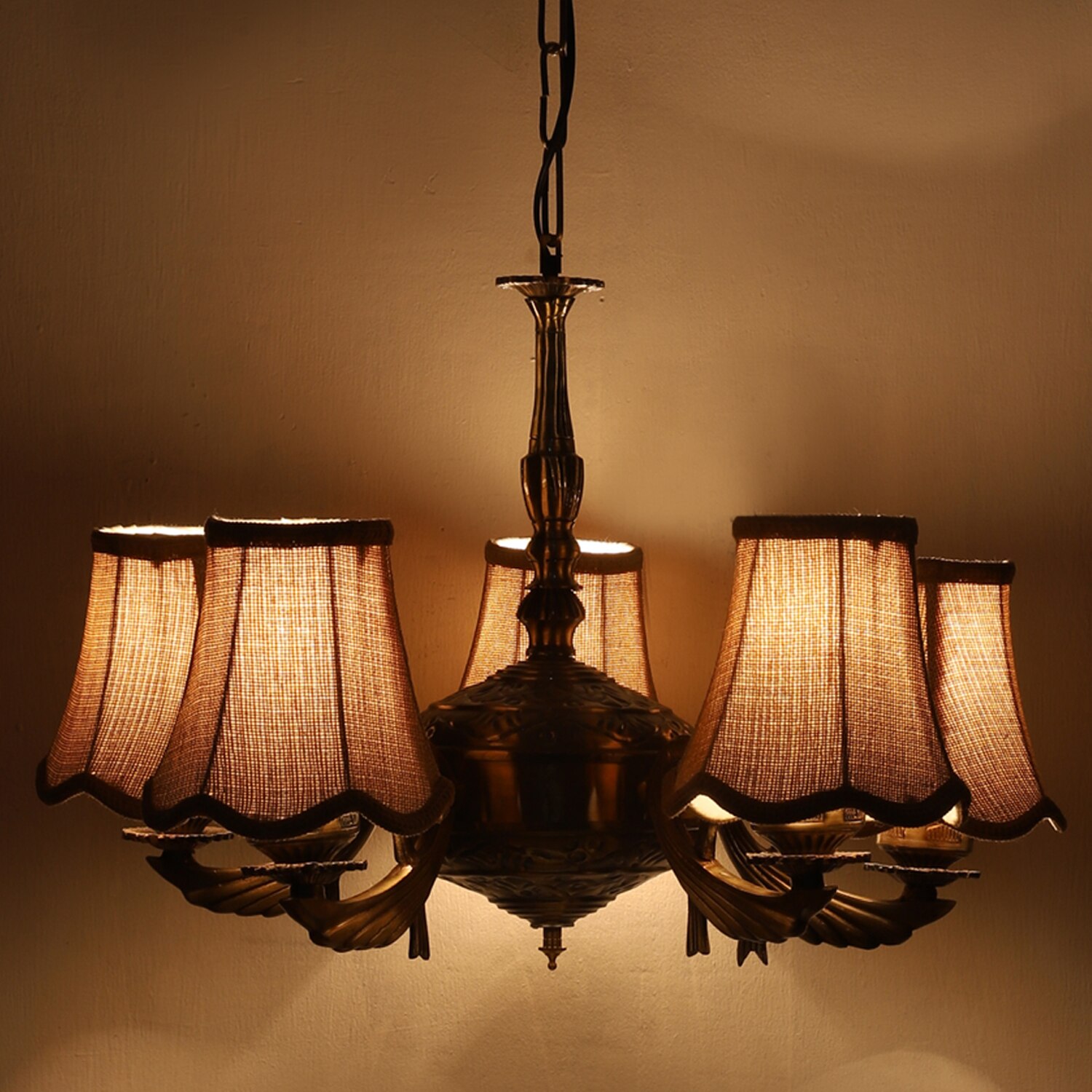 Devansh Black Wall Mounted Lamp With Off-White Cotton Shade