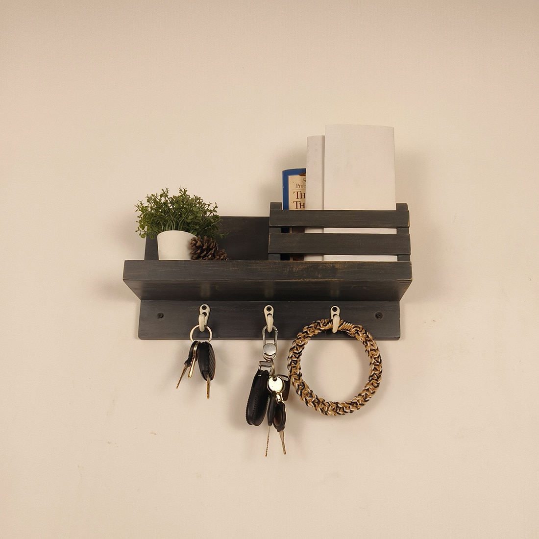 Richmond Wooden Wall Shelf Organiser With Key Holders