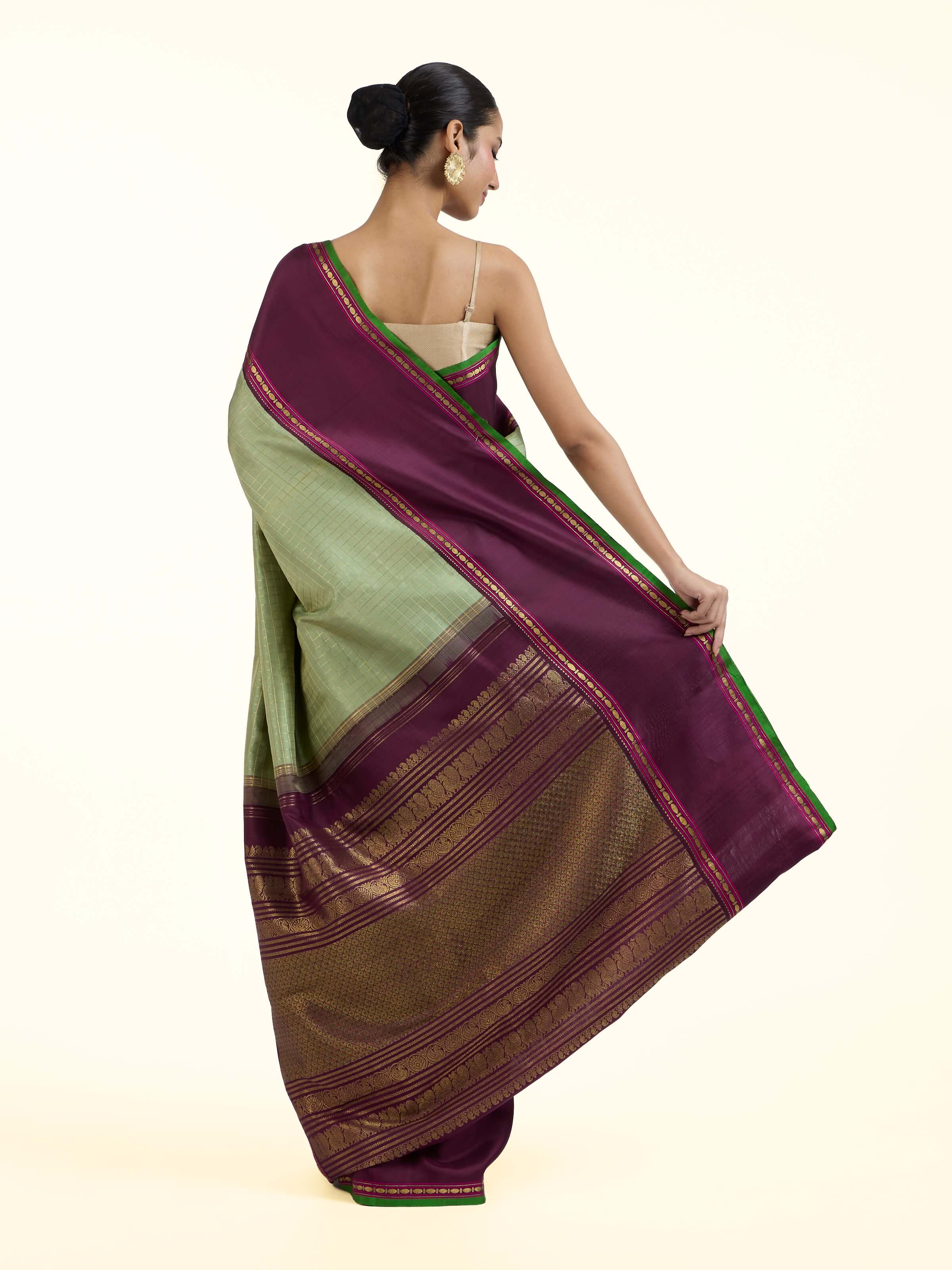 Back view of grey silk Kancheepuram saree with ornate pallu design
