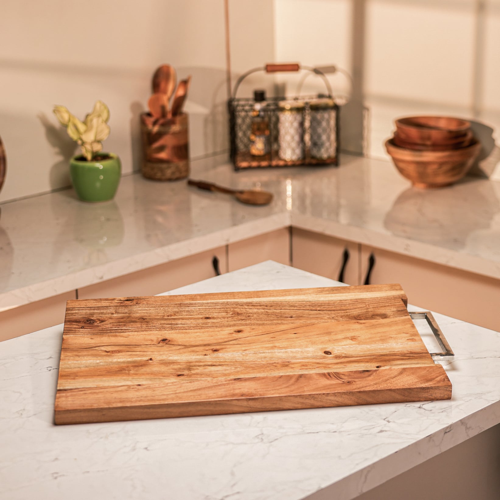Ireka Home CrispEdge Acacia Wood Chopping Board with Metal Handle – Cutting Board - Ireka Homes