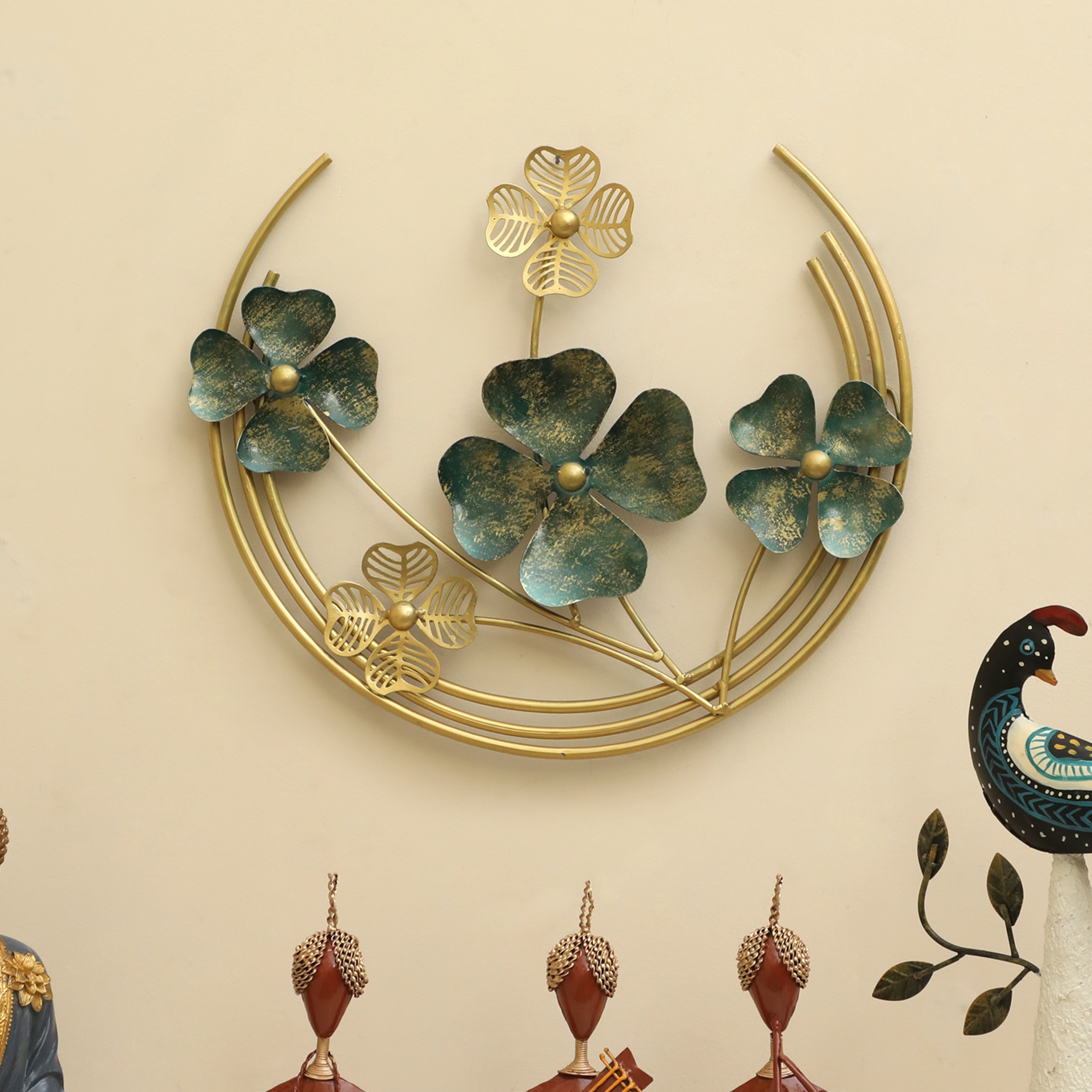 W-Miller Abstract Metal Wall Decor in Multicolor Set of 1 - Vedas Exports