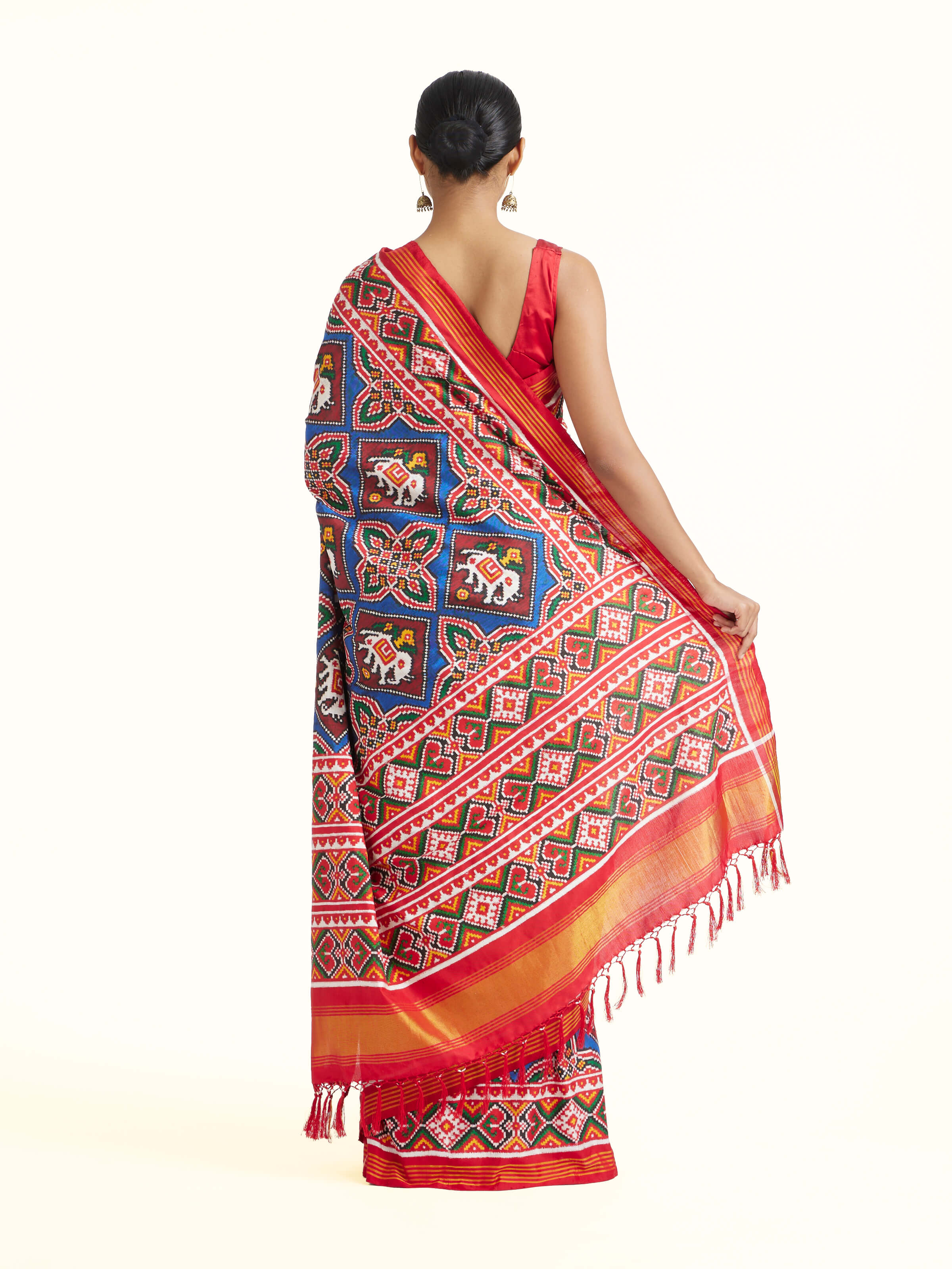 Full Showcase Video of Navy Patan Patola Saree