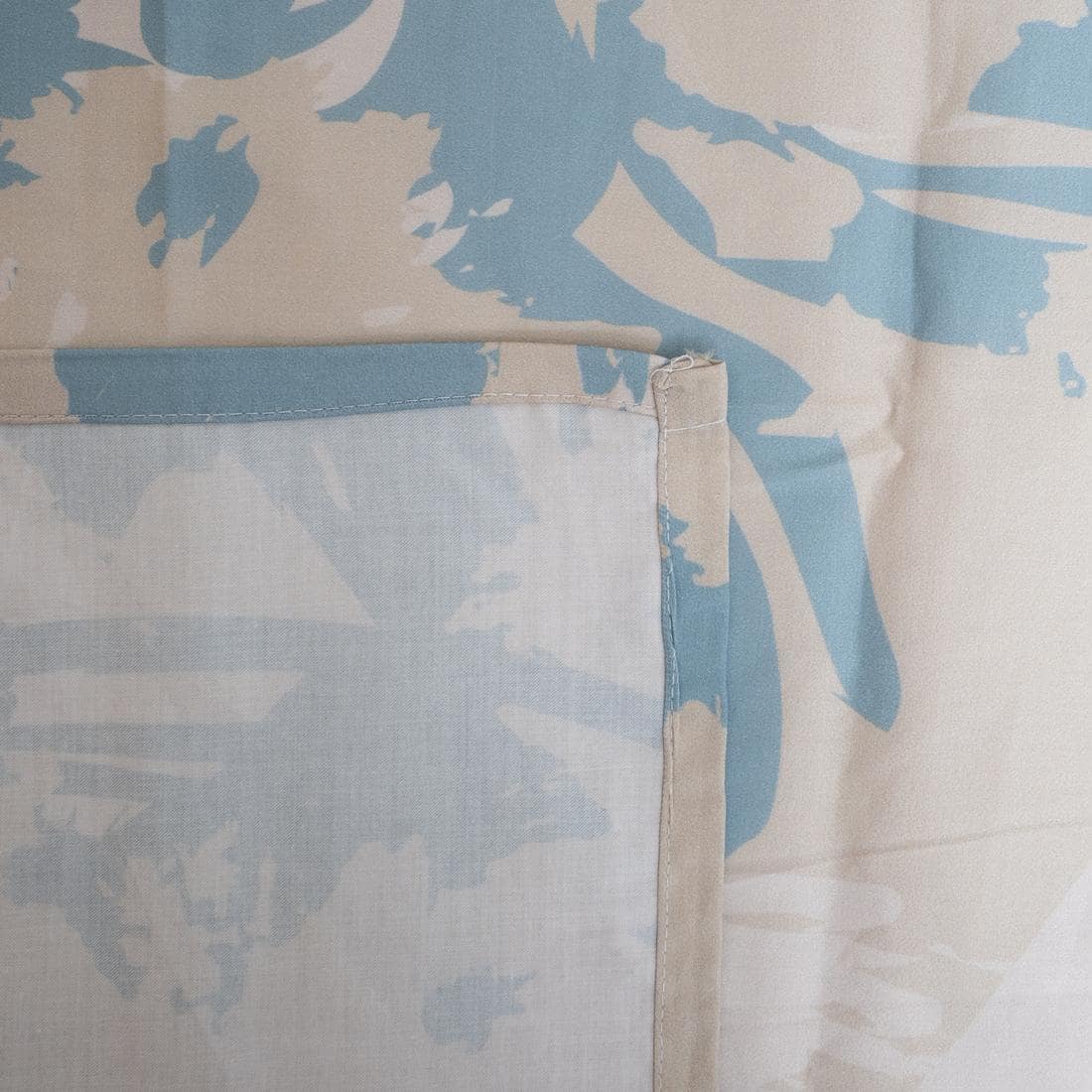 Threads Silky Touch Premium Super King Size Flat Bedsheet 275 x 275 cms