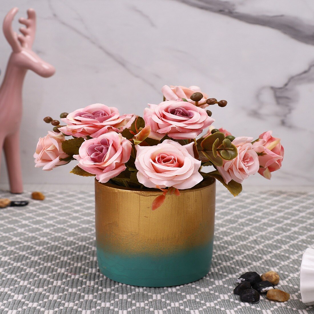 Artificial Pink Roses With A Ceramic Pot - Tayhaa