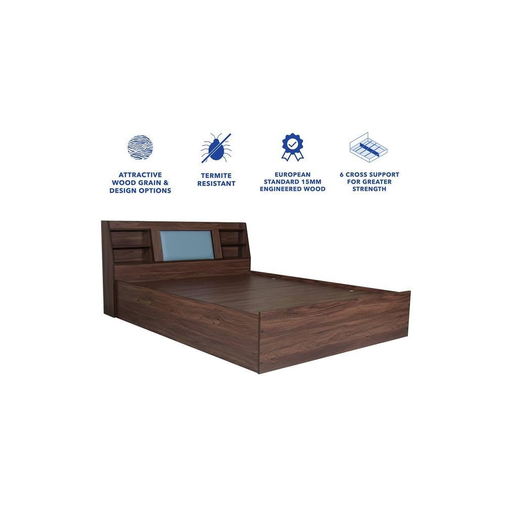 Lavish Center Queen Bed Design 4