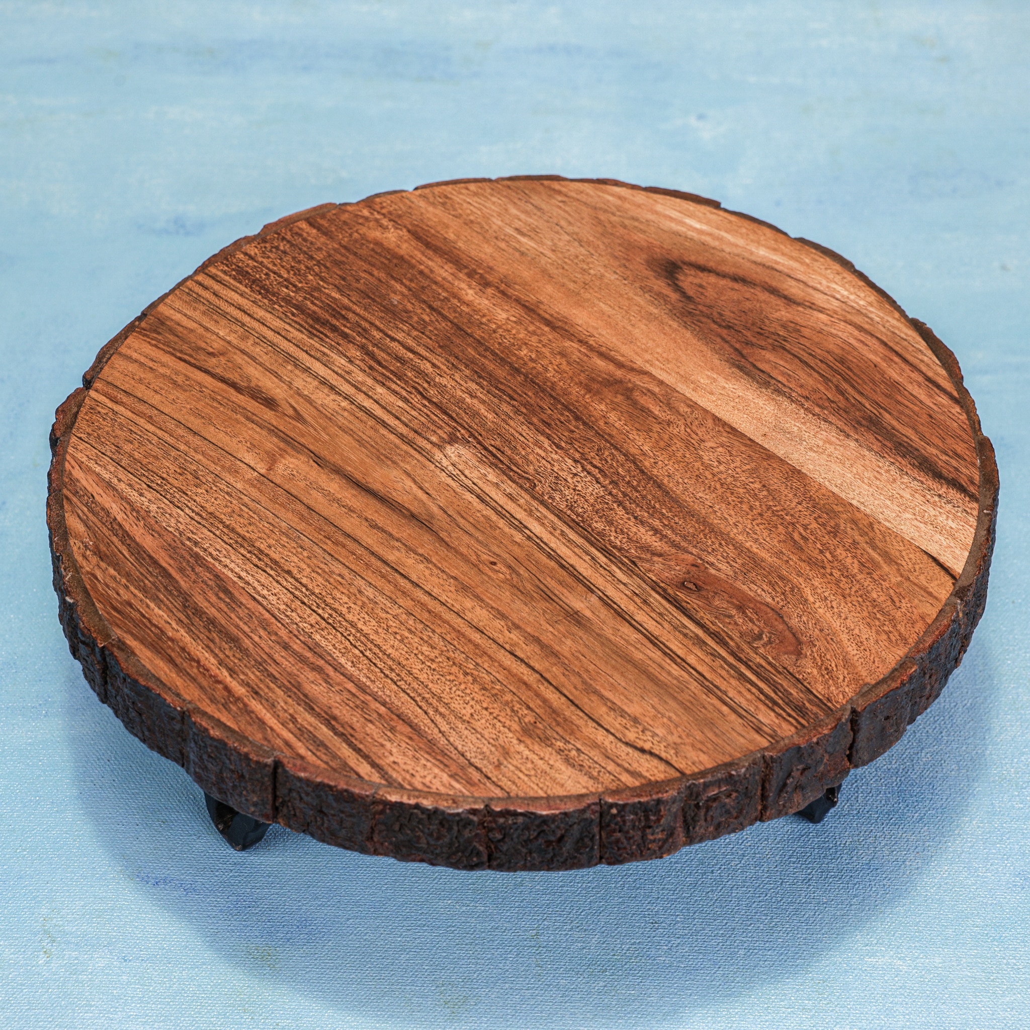Ireka Homes Kaarigari Acacia Wood Trivet with Metal Legs (10.25x3.75 in)