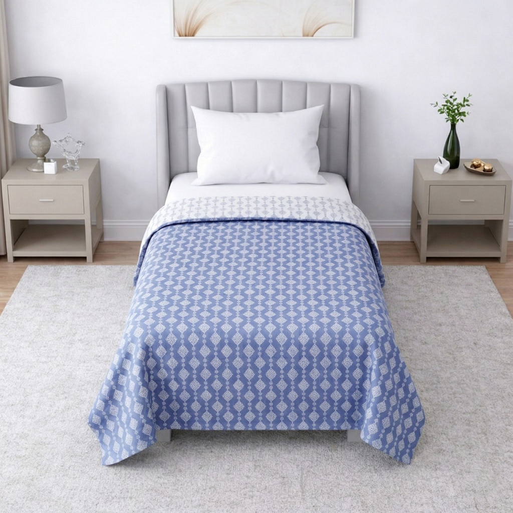 Ziva White & Blue Floral Cotton Dohar Reversible Single Bed 300 Gsm Size 240 X 160 Cms - Threads