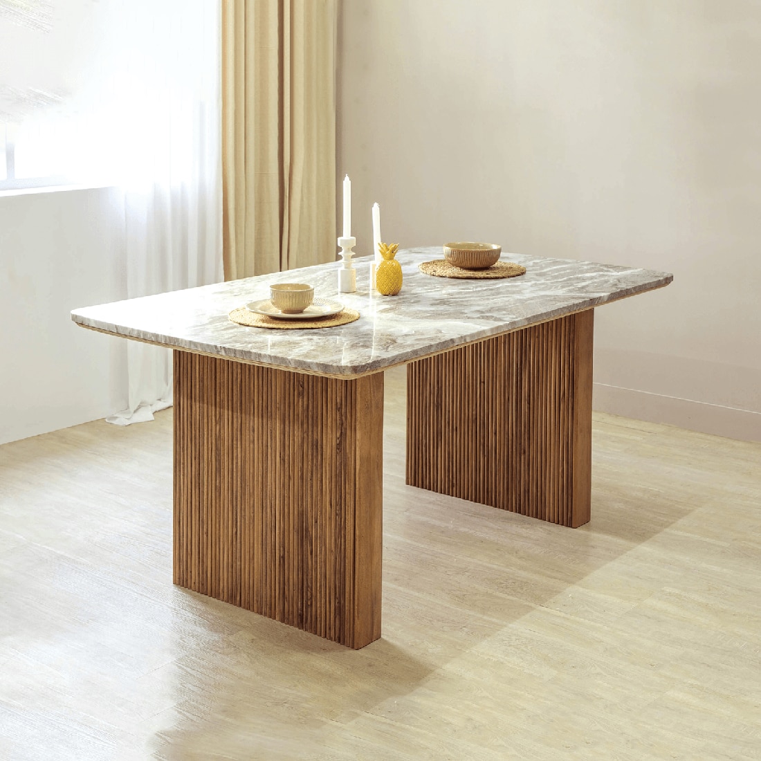 Hiro Dining Table