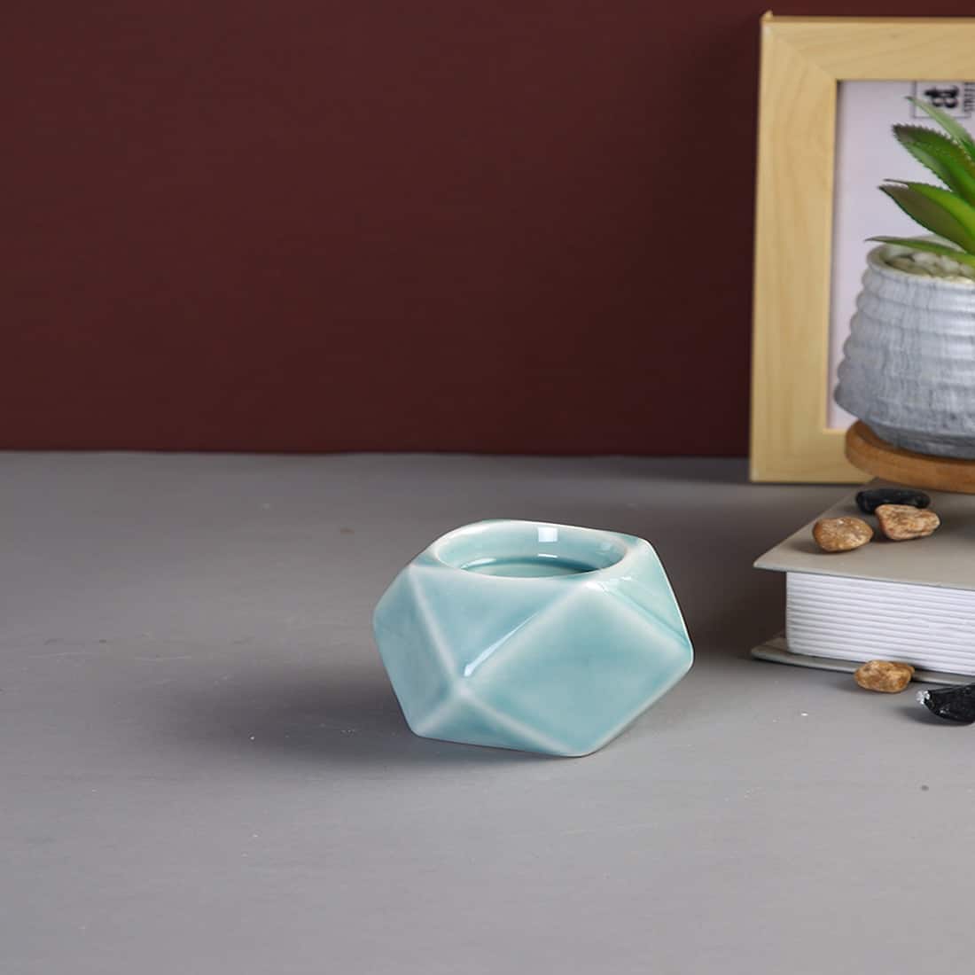 Green Nordic style Geometric designed Candle Holder in Green Colour