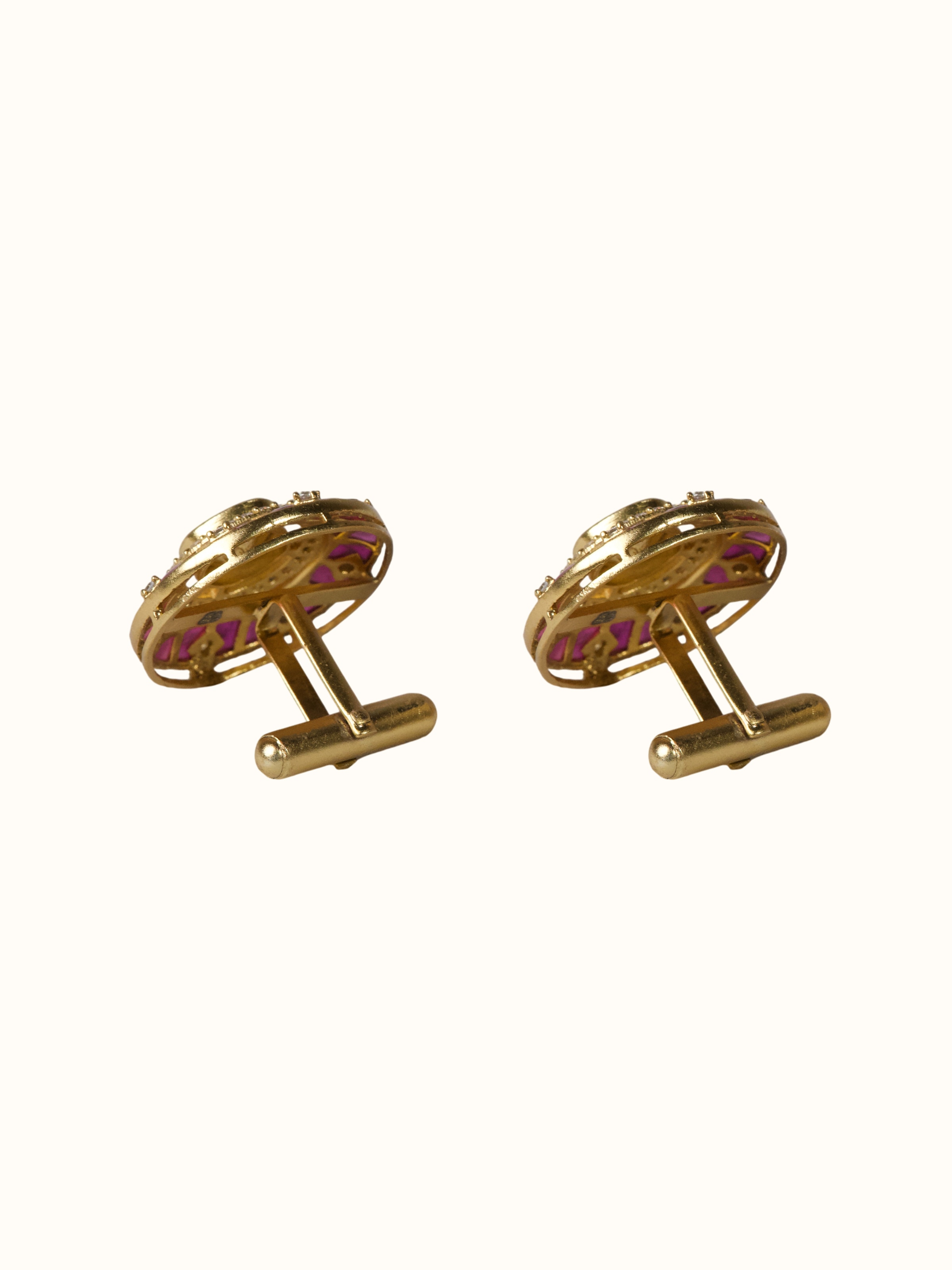 back view of silver smithing gold plated cufflinks set showing clasp