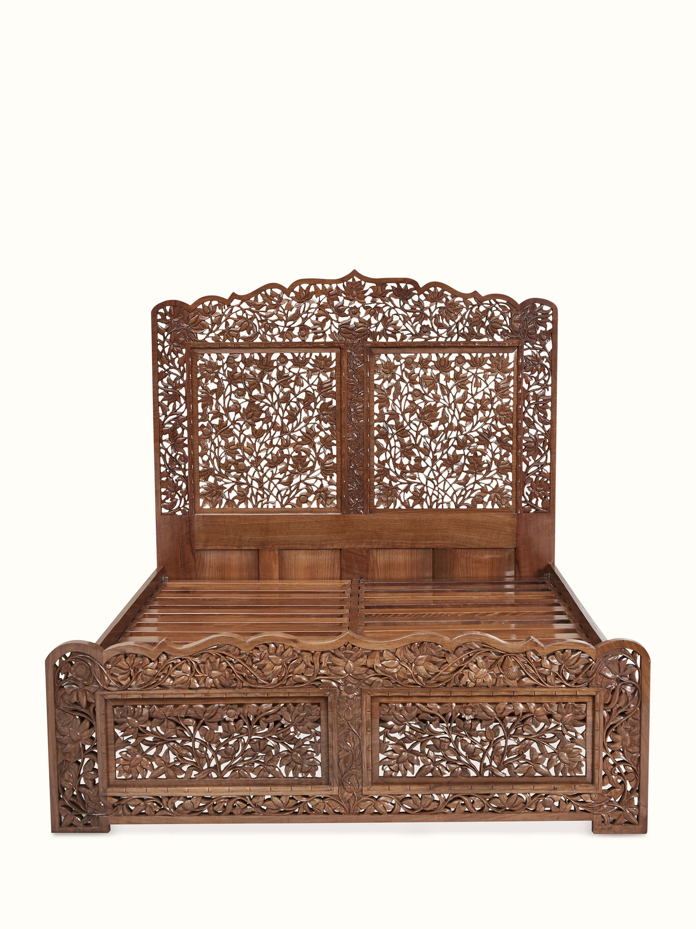 Carved Walnut Wood Queen-size Bed