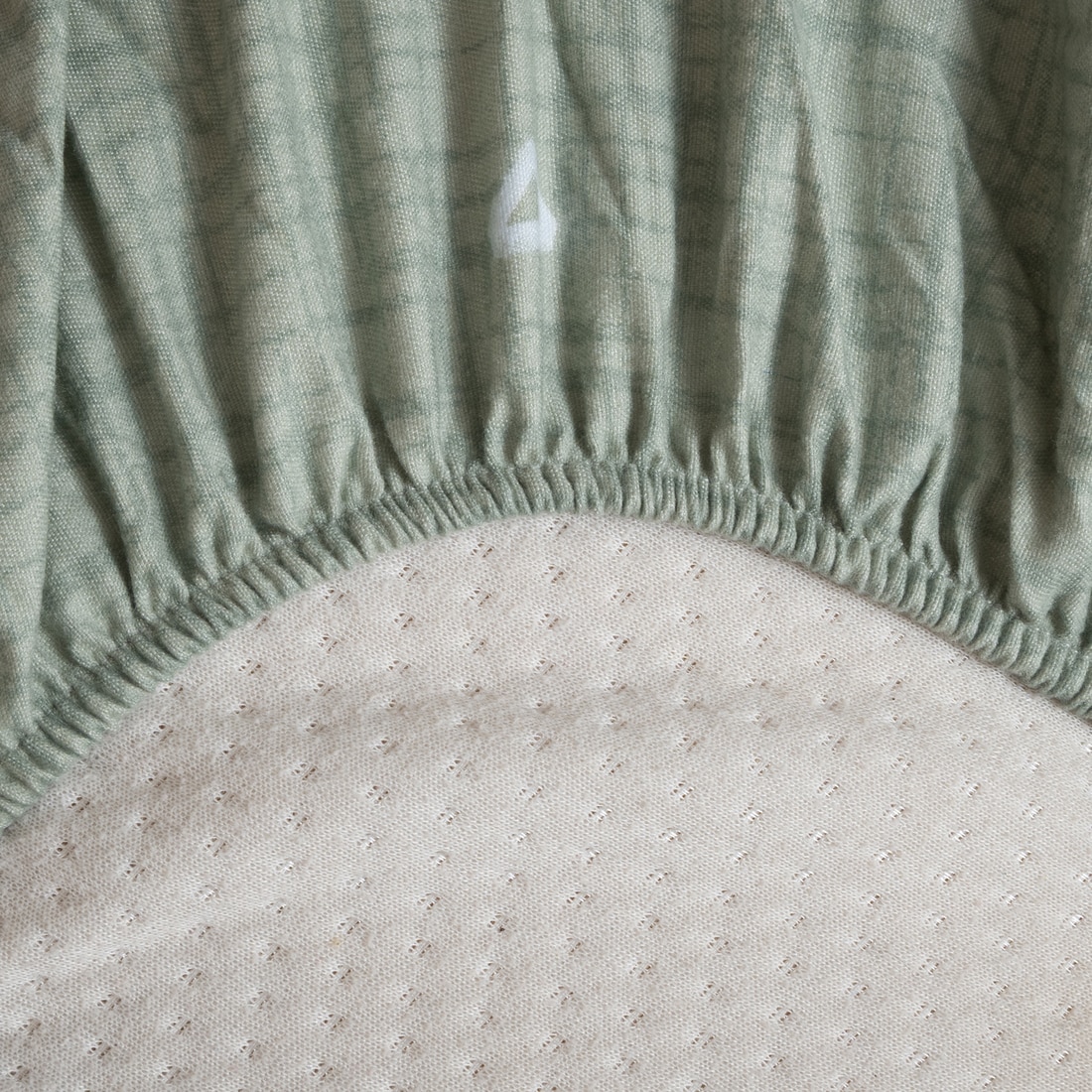 Threads Silky Touch Premium Double Bed Flat Bedsheet 255 x 235 cms