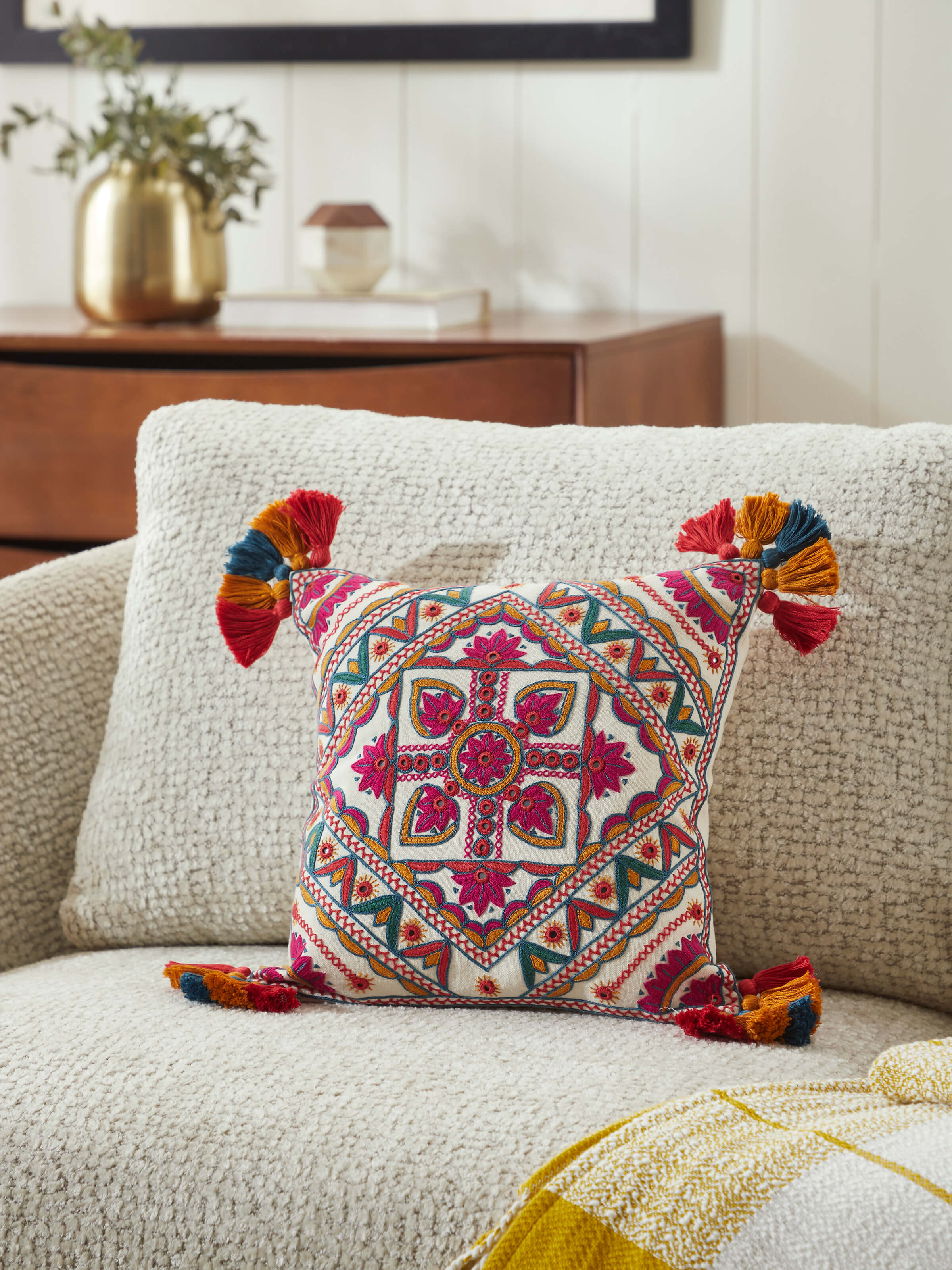 Varna Pink Mandala Cotton Pakko Hand Embroidered Cushion Cover