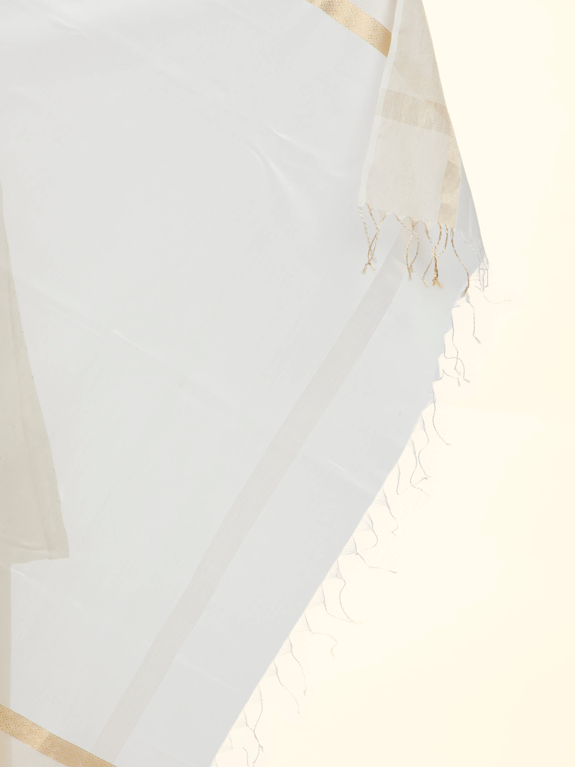 Off-white Cotton Silk Maheshwari Zari Border Dupatta