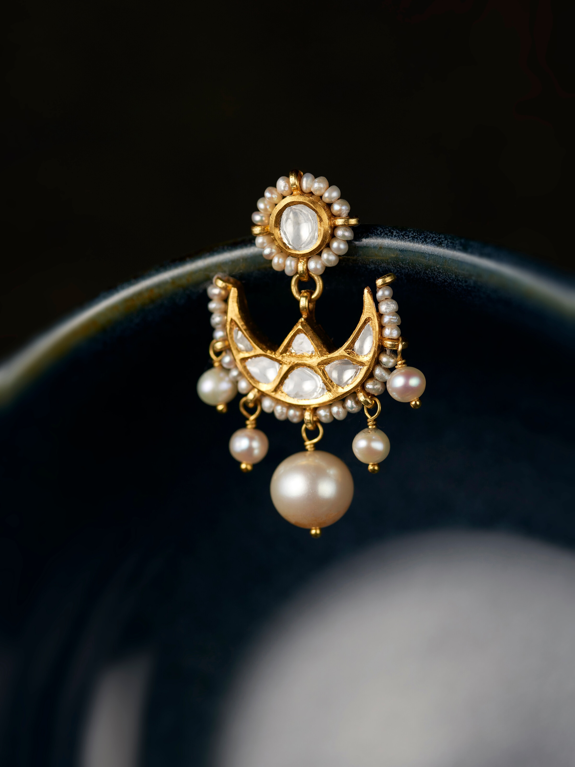 Jadau 18 Karat Gold Drops