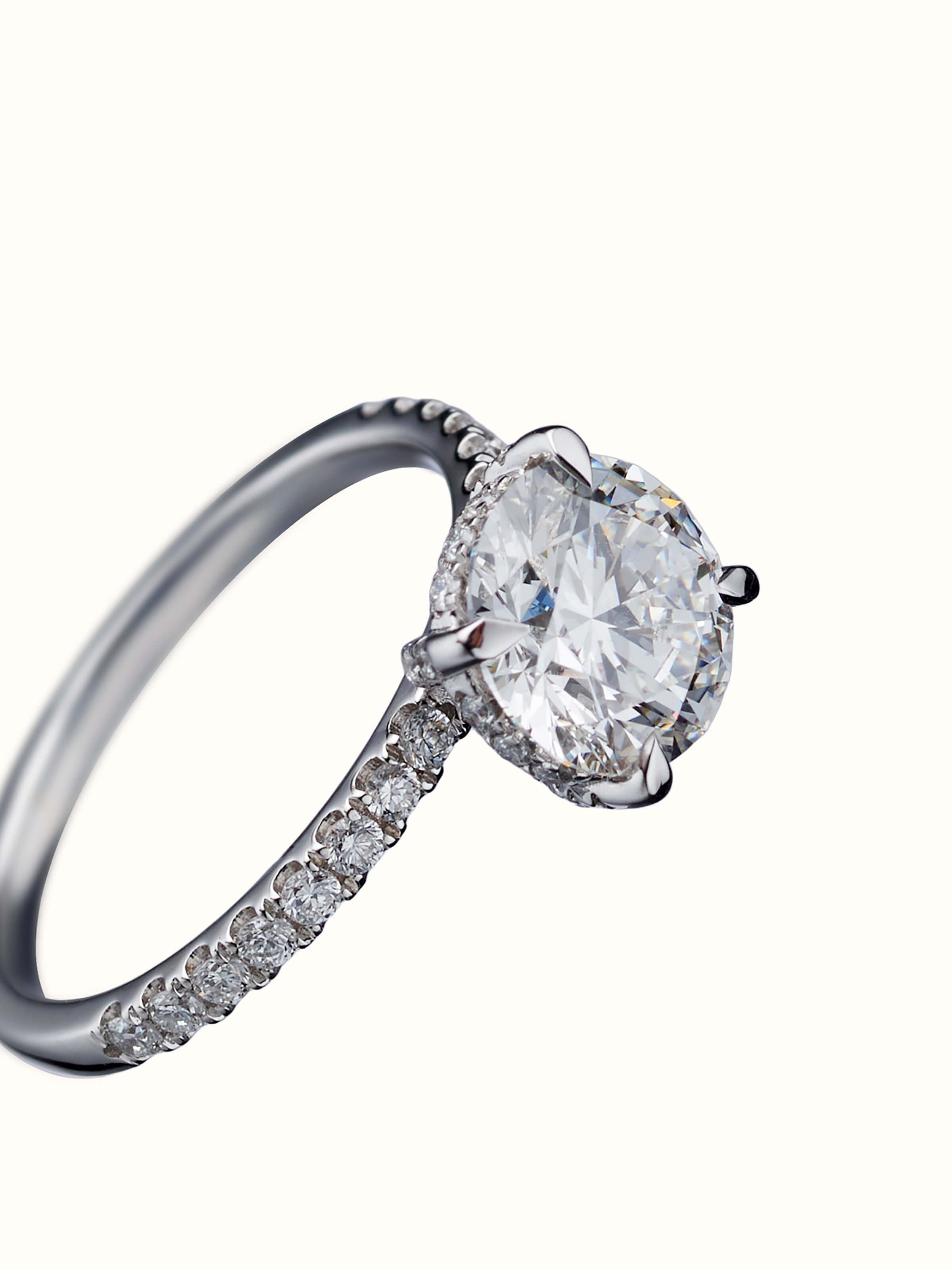 angled view of open setting 14 karat gold ring