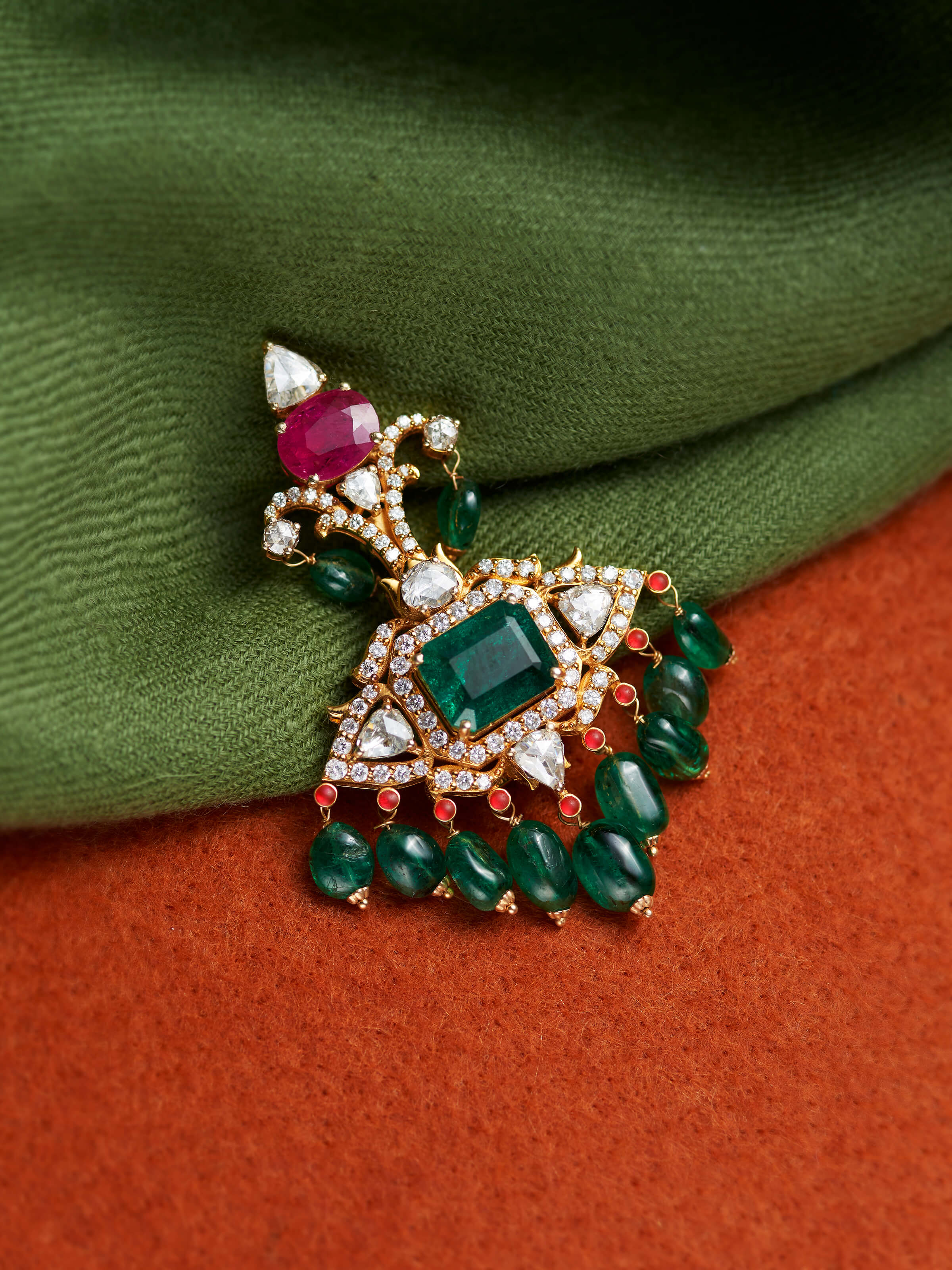 14 Karat Gold Brooch Pin