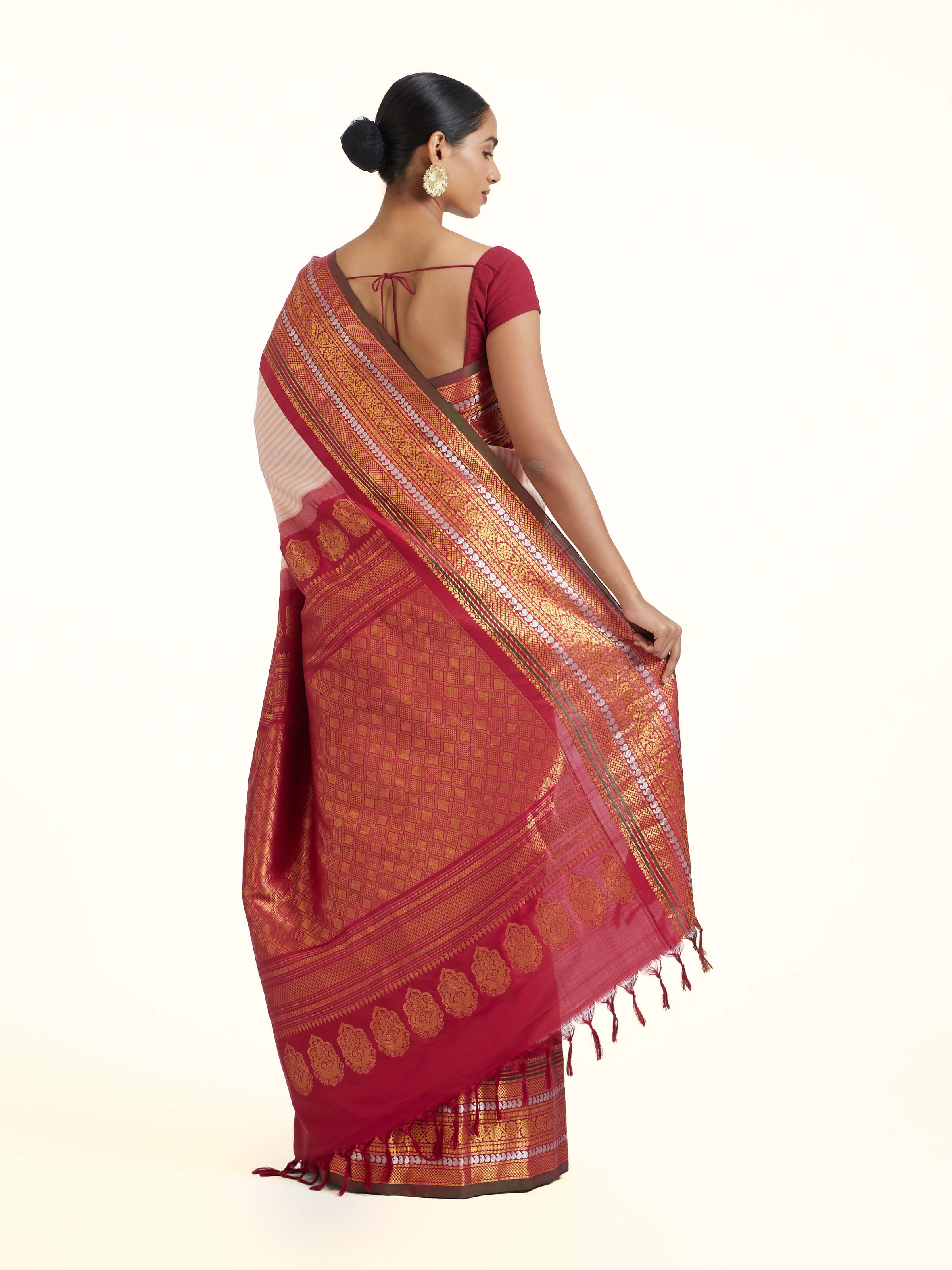 Peach Gadwal Silk Zari Saree