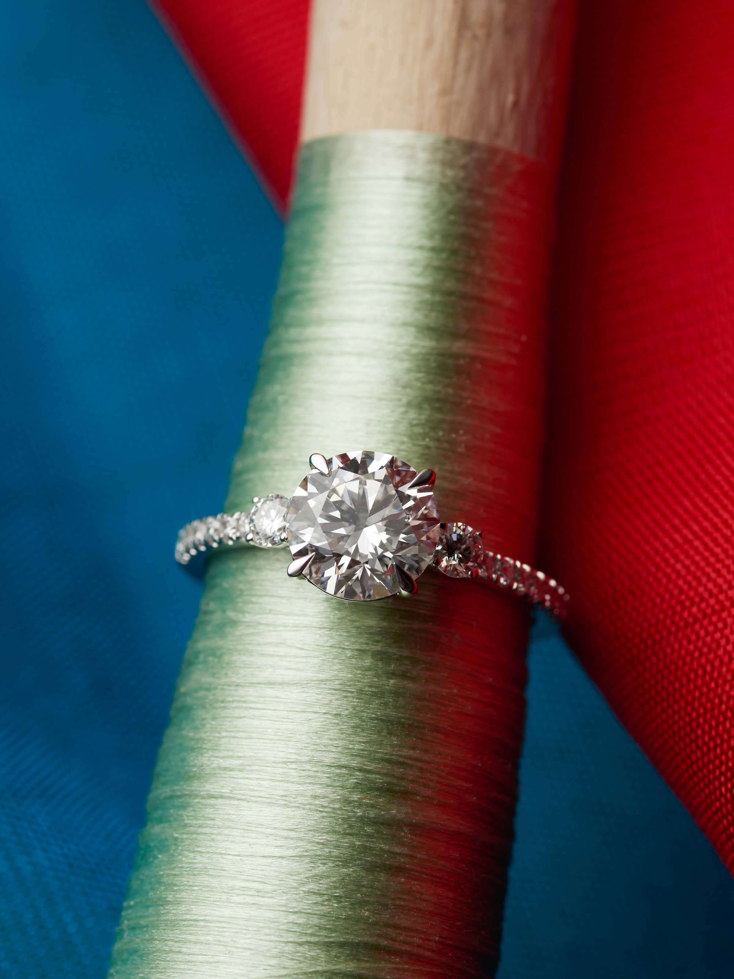 detail view of open setting 14 karat gold ring band