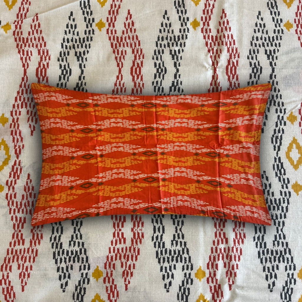 Multicolor Geometric 400 TC Cotton Flat Single Bed Size Bedsheet With 1 Pillow Cover From Threads