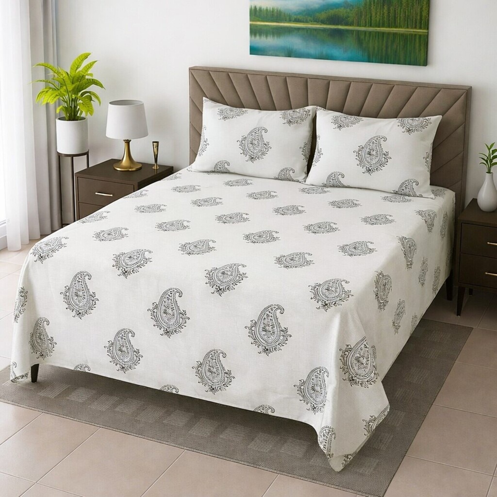 Black And White Floral 330 Tc  Cotton Flat  Queen Size Bedsheet With 2 Pillow Cover