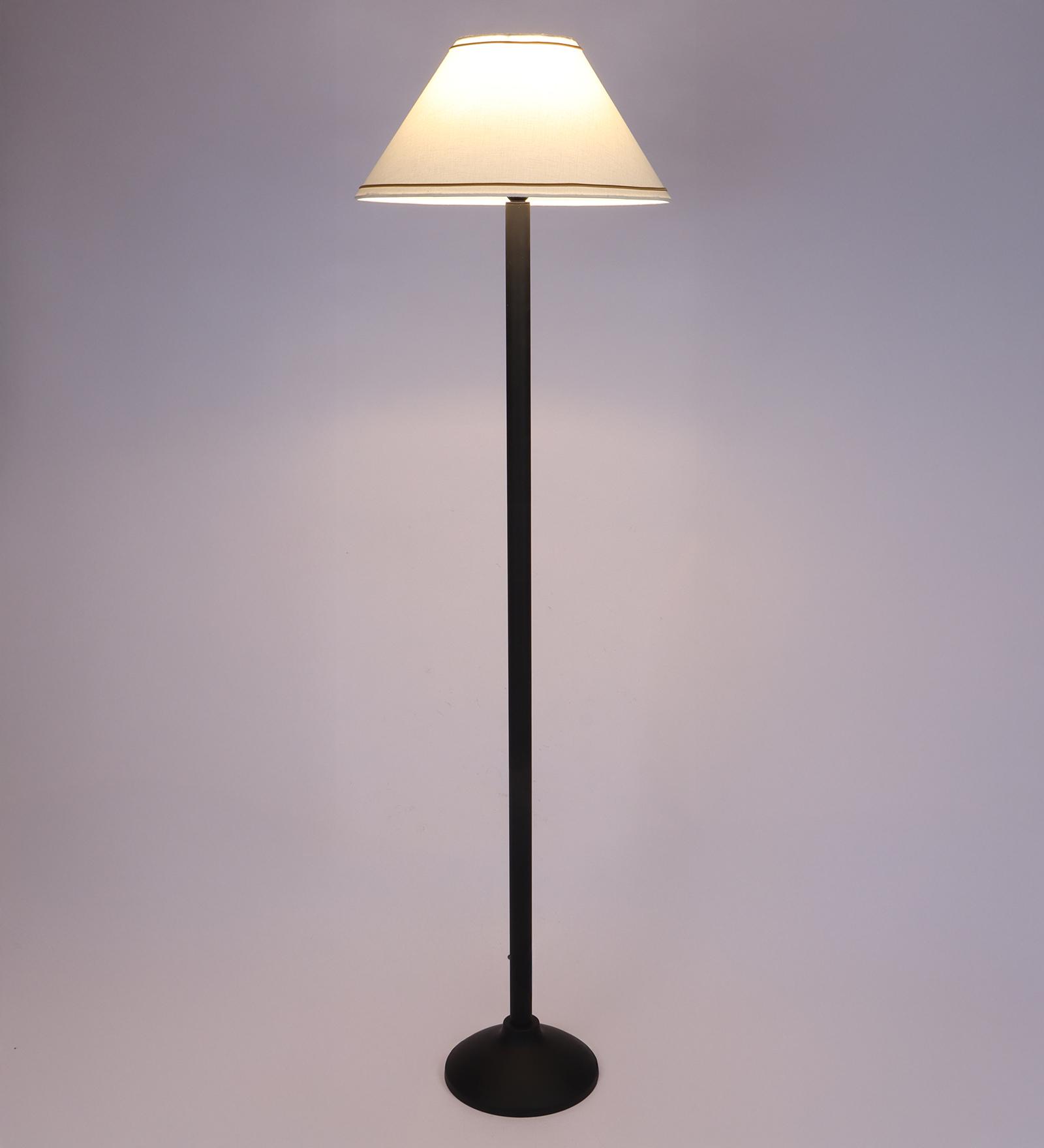 FZ CN Shade Floor Lamp in White Shade