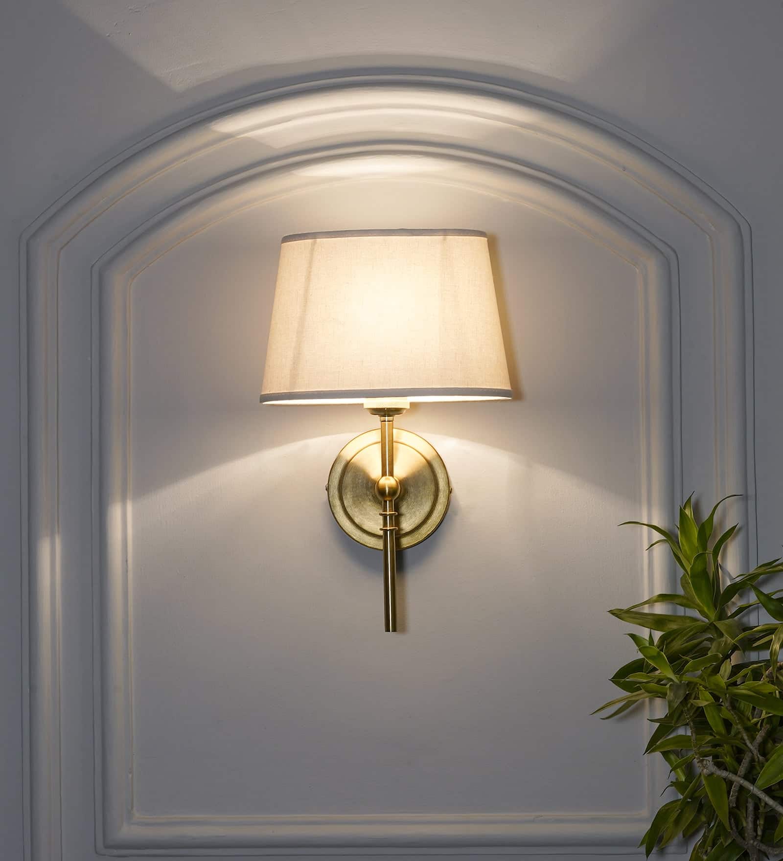 Dryden Shine Brass Finish Metal Wall Light