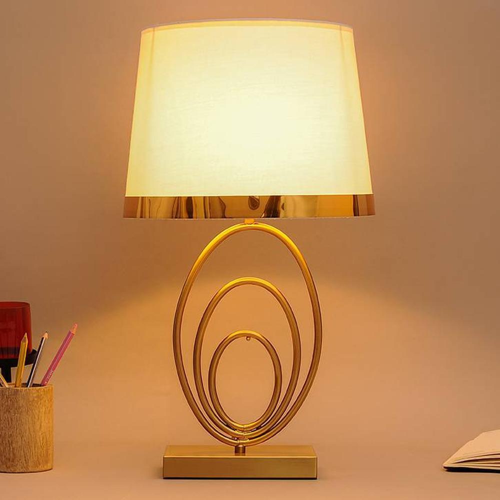 Buddy - White Table Lamp