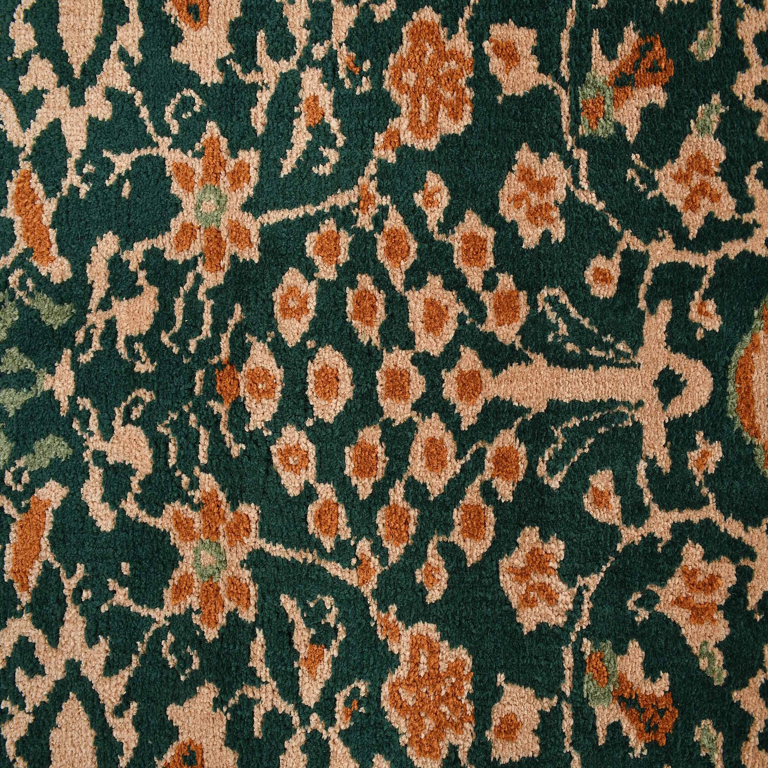 Multicolor Traditional Machine Made Polyester 5 X 7 Feet Carpet