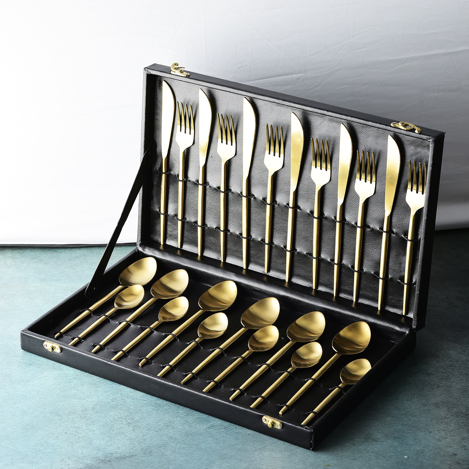 Aurora Luxe 24-Piece Stainless Steel Cutlery Set - Simply Soho