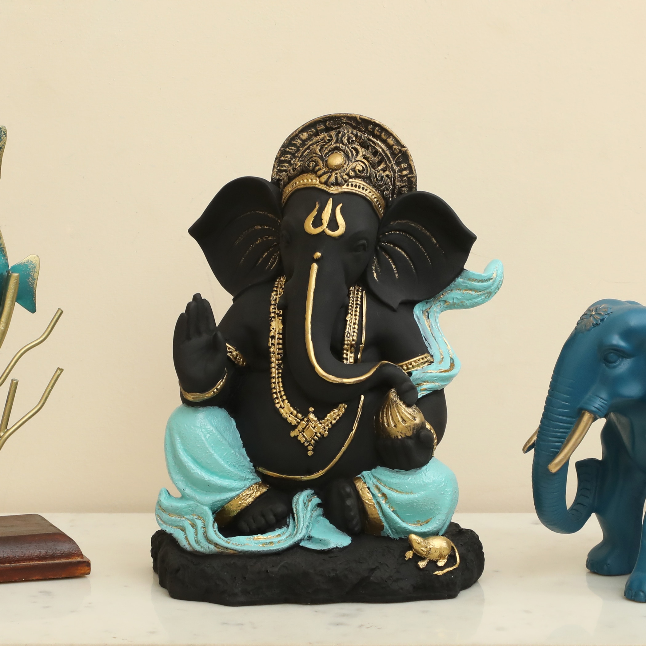 Parv Polyresin Figurine in Black Colour - Vedas