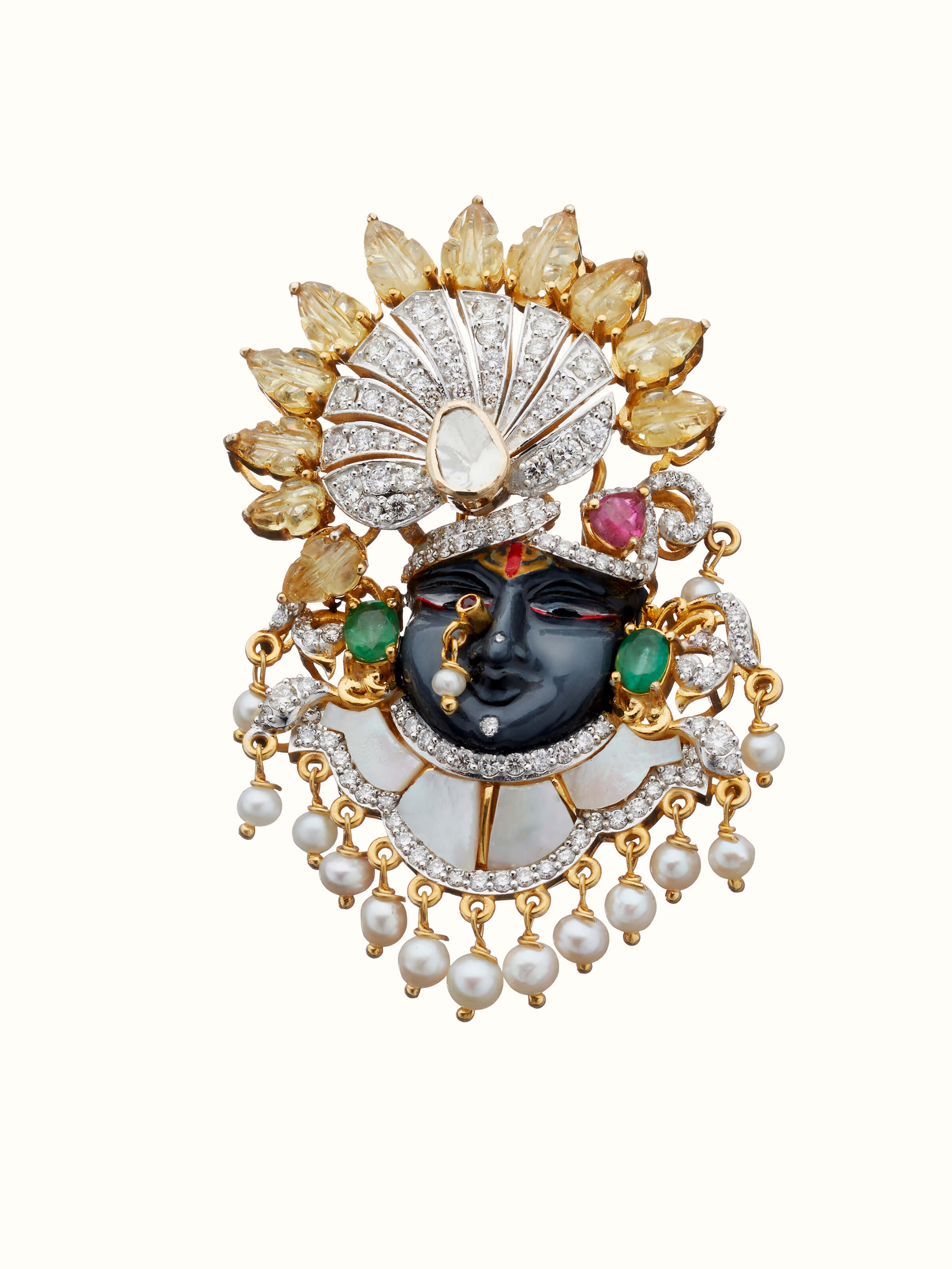 front view of open setting 14 karat gold brooch with elegant design