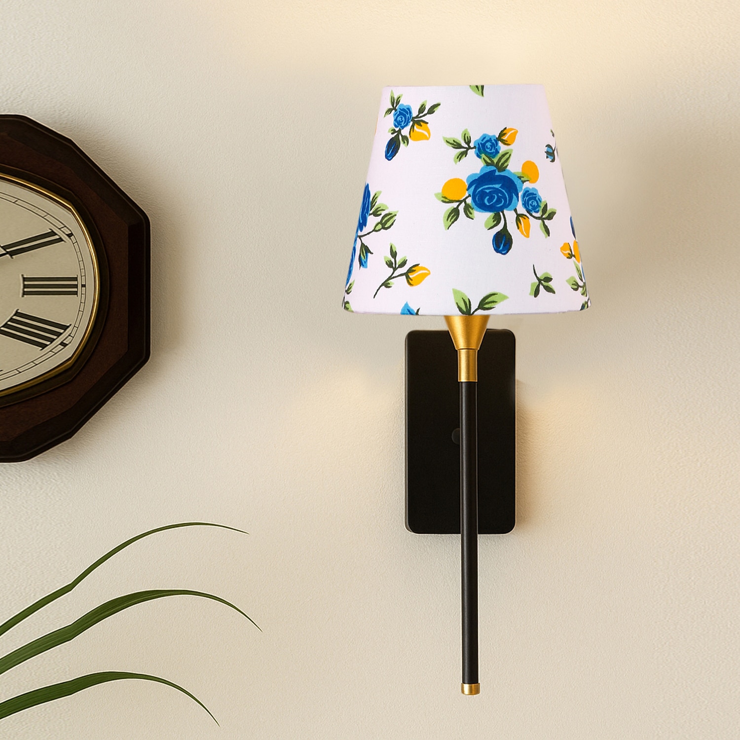 Devansh Metal Electric Wall Light in Black Colour with Multi Shade Count of 1 Light - Devansh