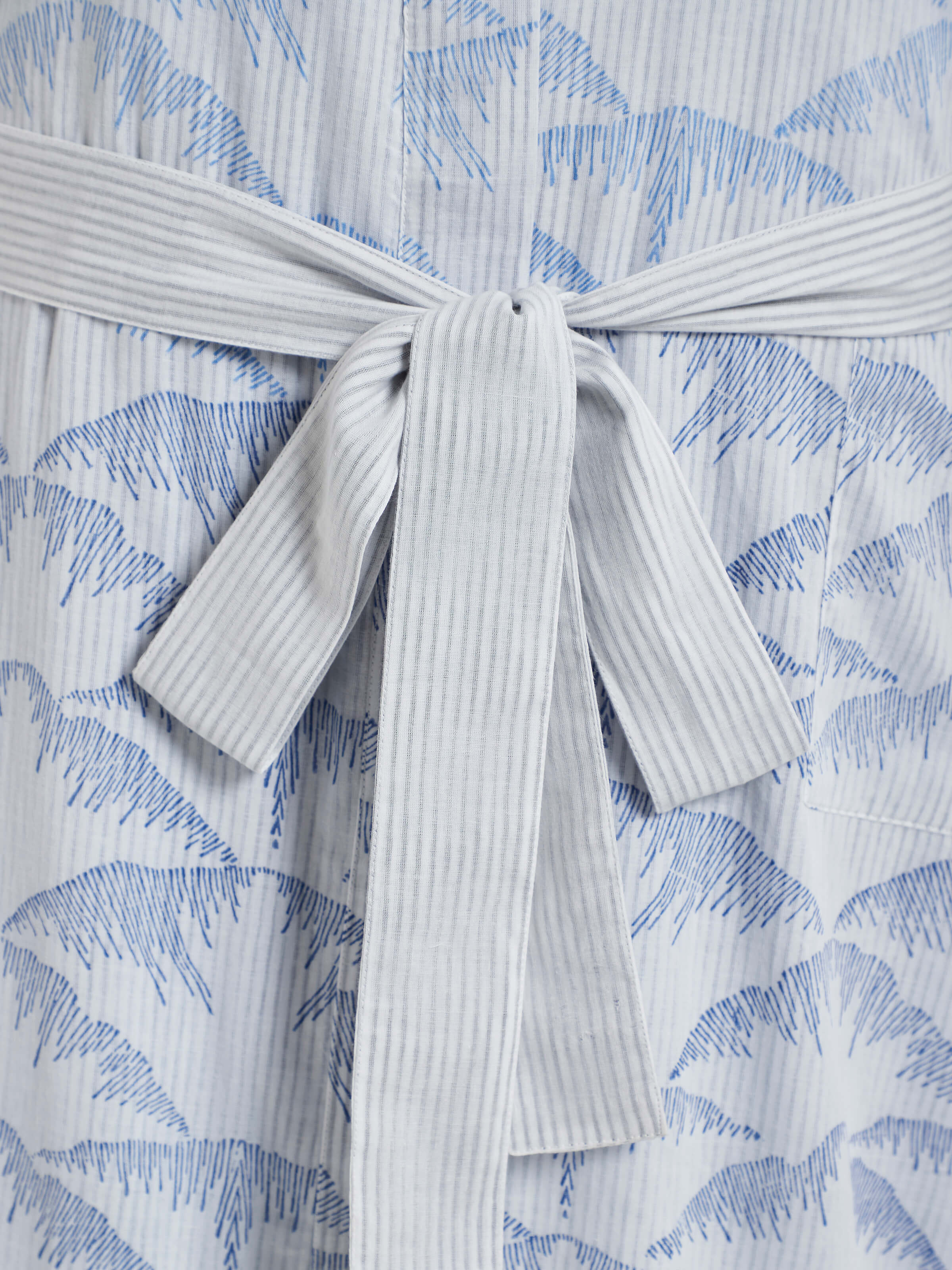 Parvat Indigo Ombre Cotton Sanganeri Block Printed Bathrobe