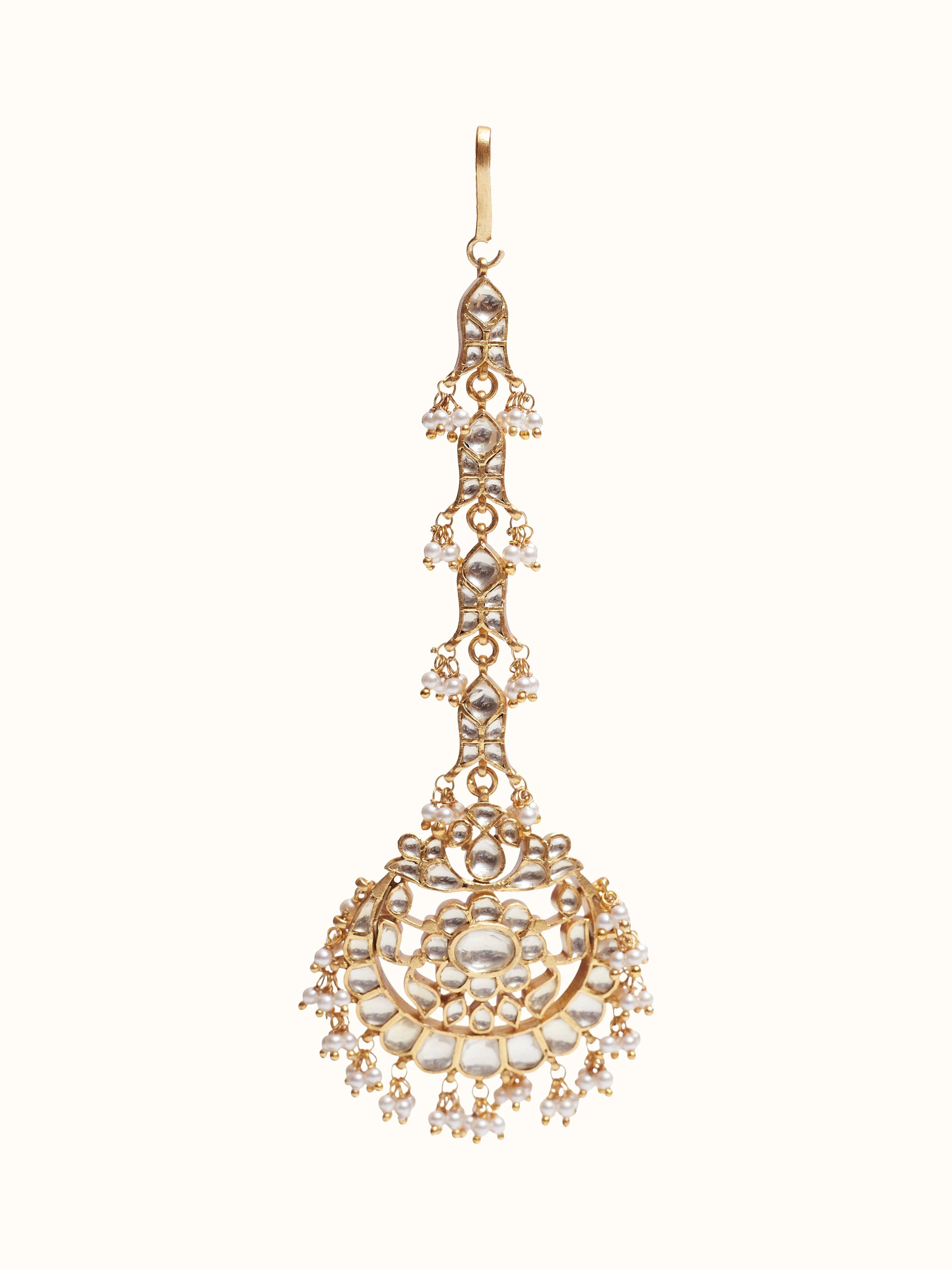 Front view of Silver Smithing maang tika