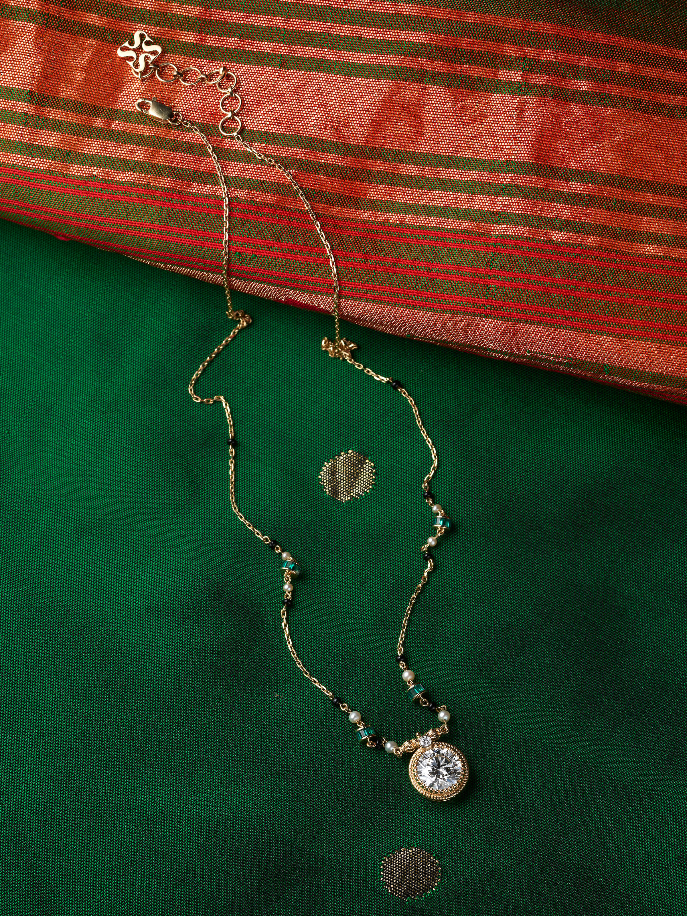 Open Setting 14 karat Gold Mangalsutra