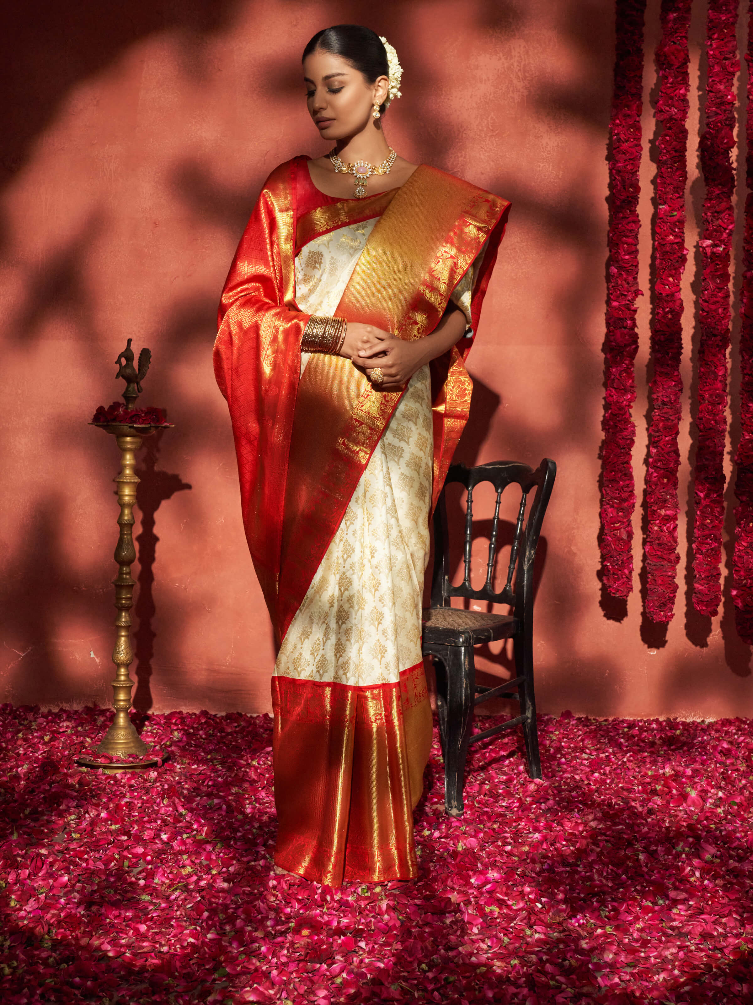 Side view of white silk Dharmavaram saree showcasing silk texture