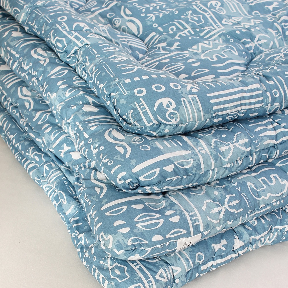 Gamathi 1 Single Comforter with Light Blue colour