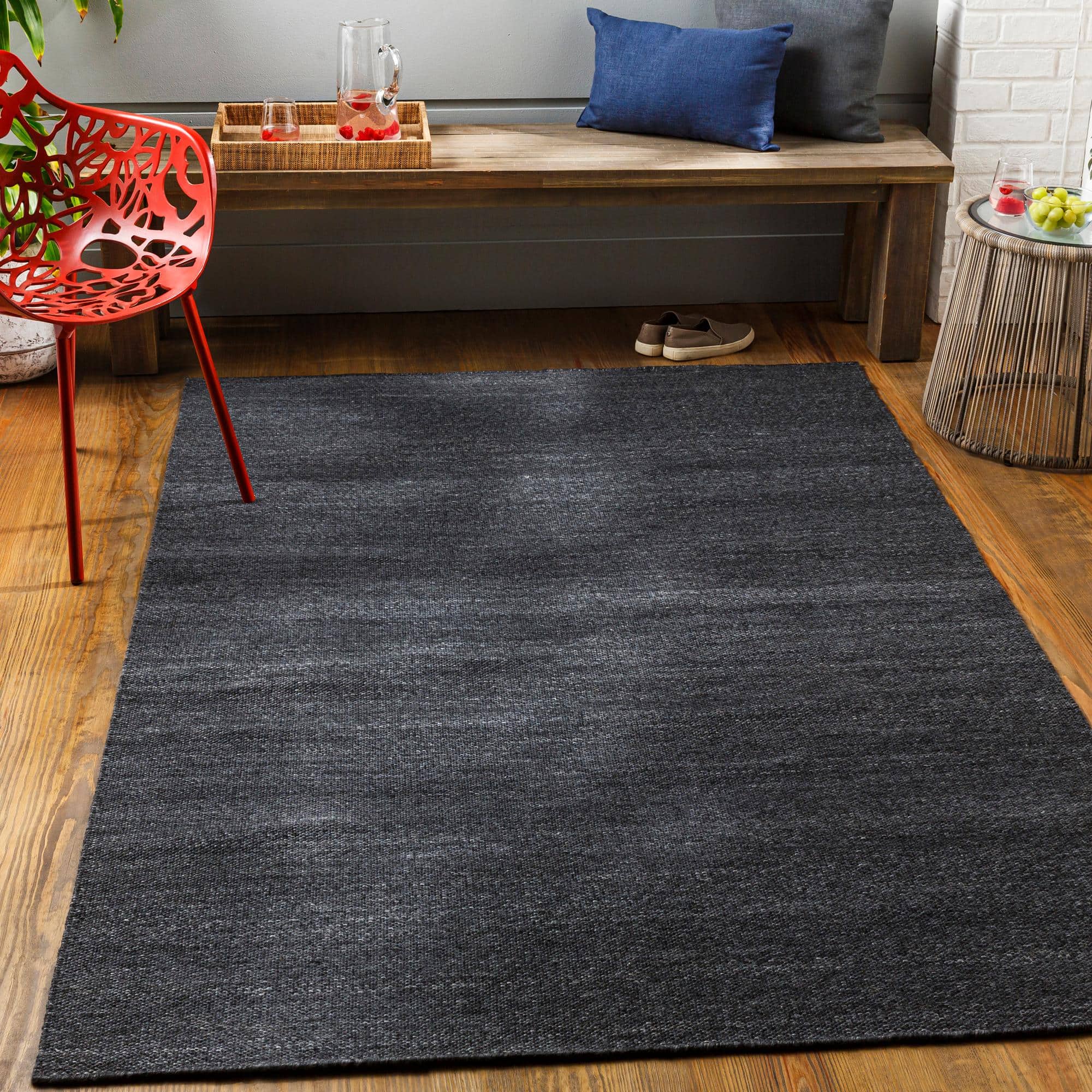 Black Solid Pet Yarn 5x7 Carpet