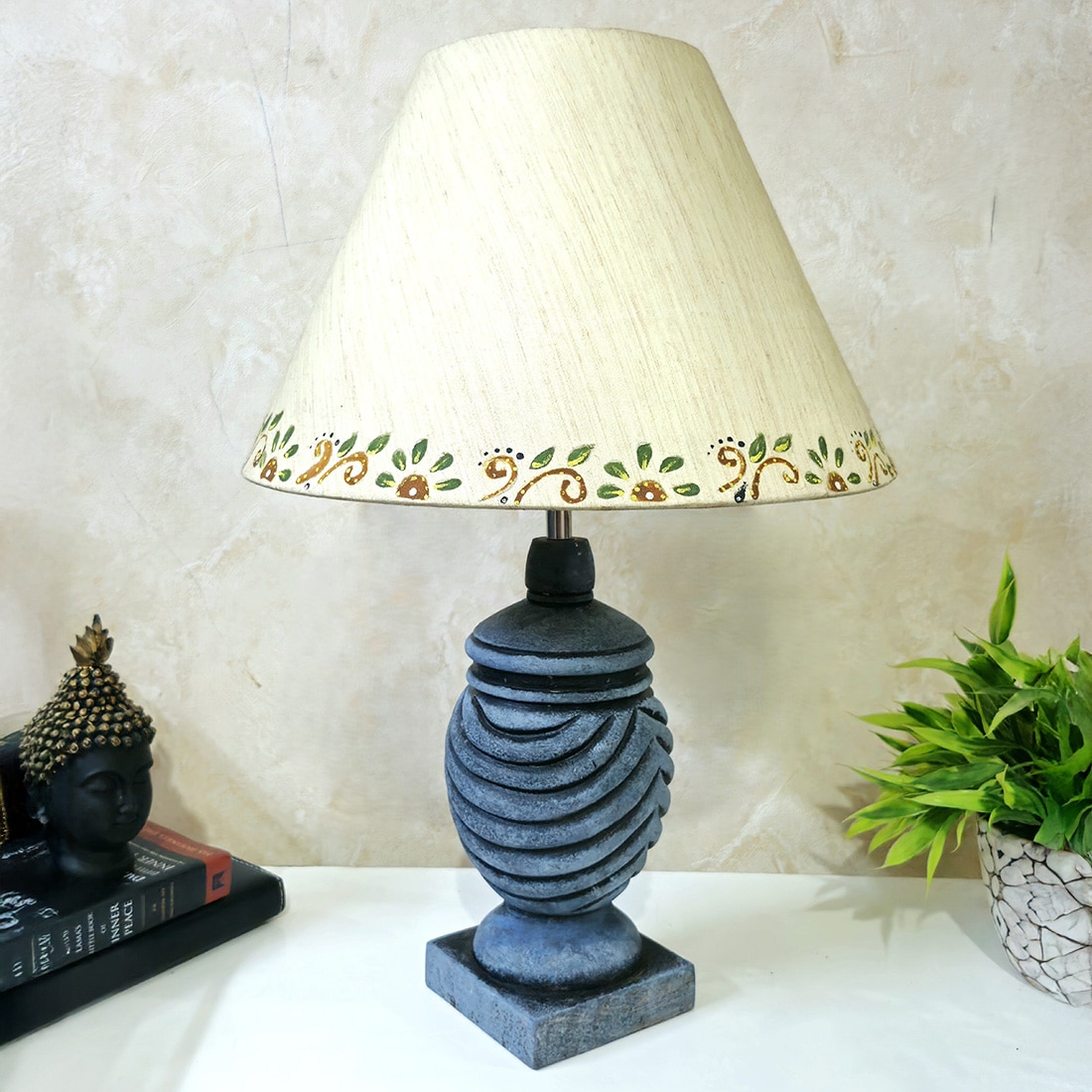 Grey Color Handpainted And Hancarved Distress Wooden Table Lamp