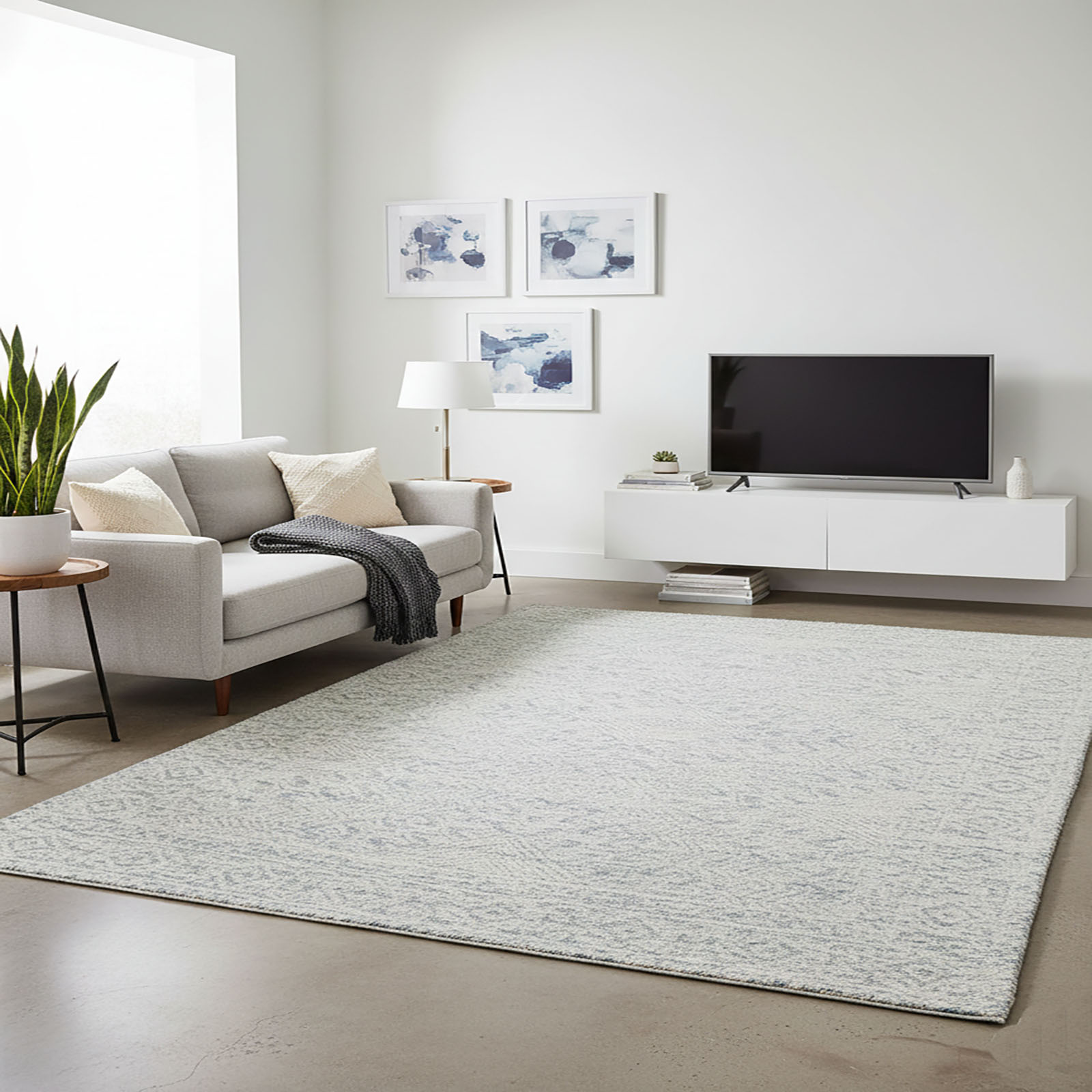 Tribal Motif Carpet 5 X 7