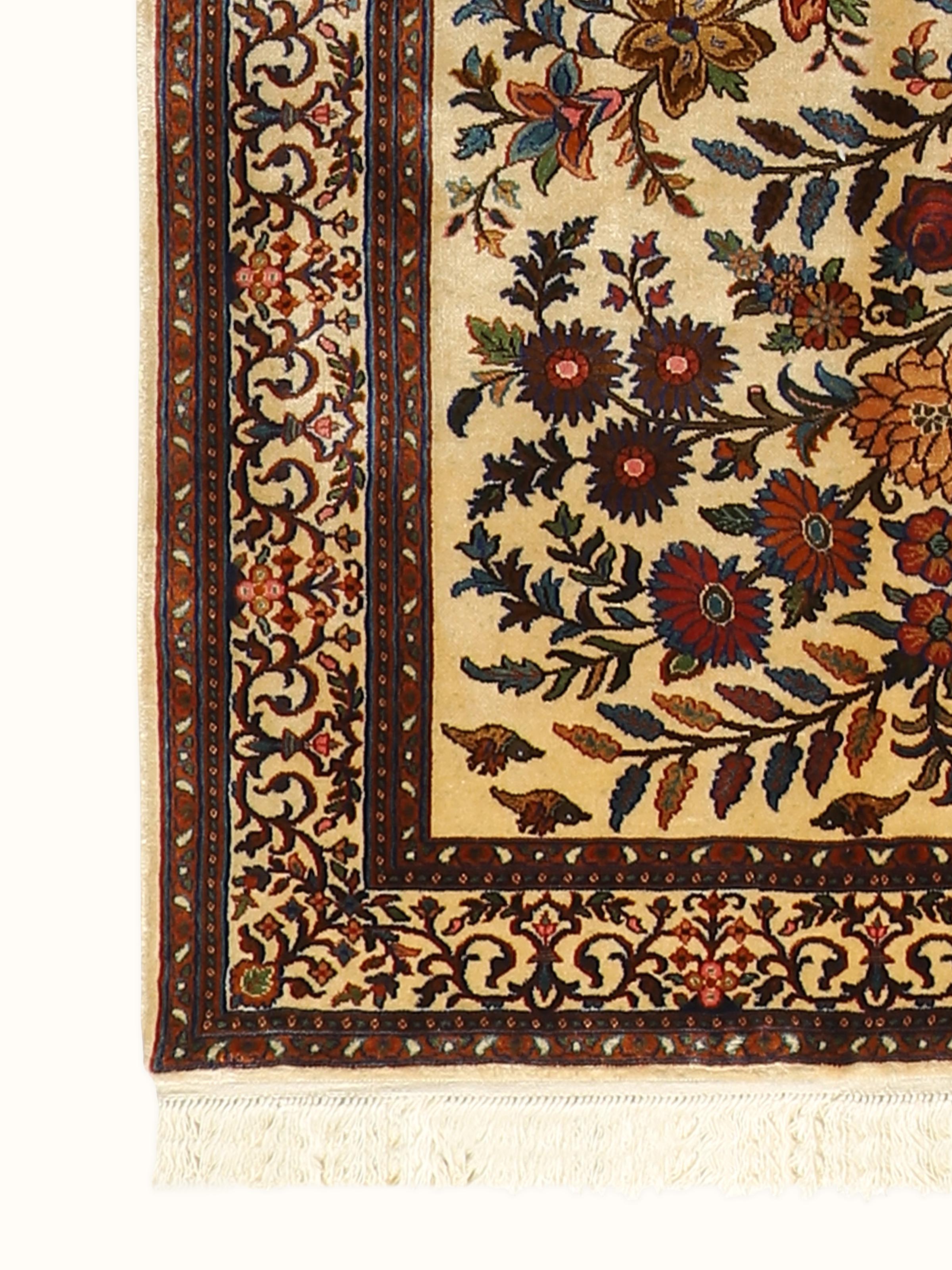 Traditional Persian Ivory Baagdar Kashmir Silk Hand-knotted Runner