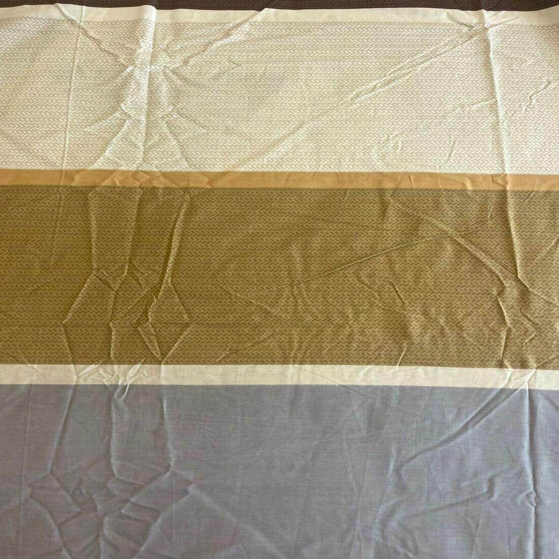 Threads Silky Touch Premium Super King Size Flat Bedsheet 275 x 275 cms